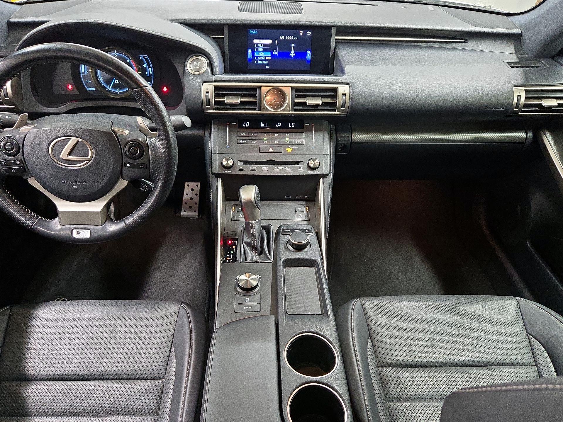 Thumbnail: 2016 Lexus IS - 9