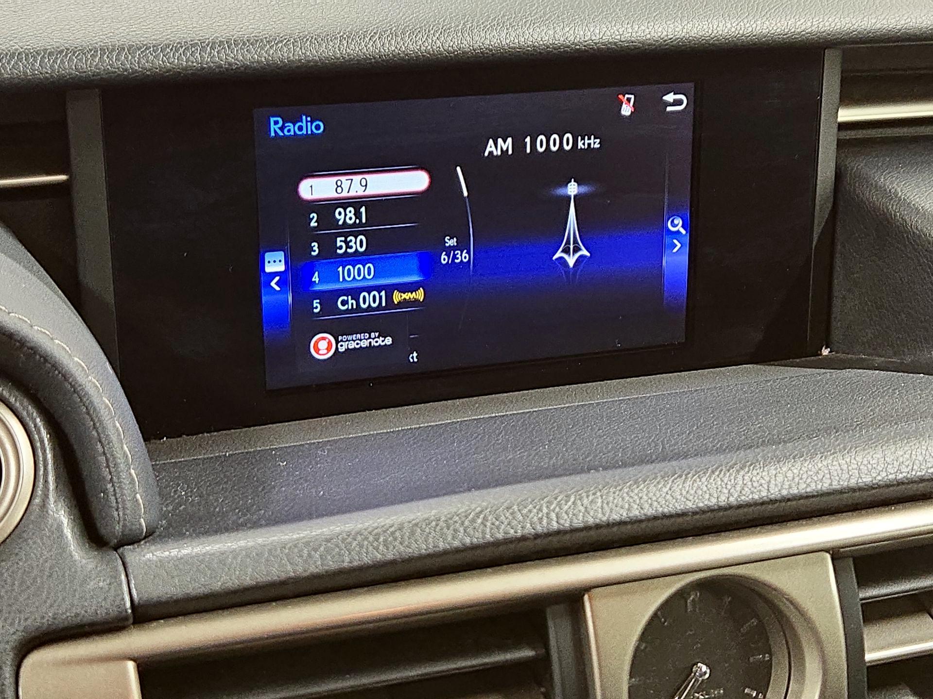 Thumbnail: 2016 Lexus IS - 15