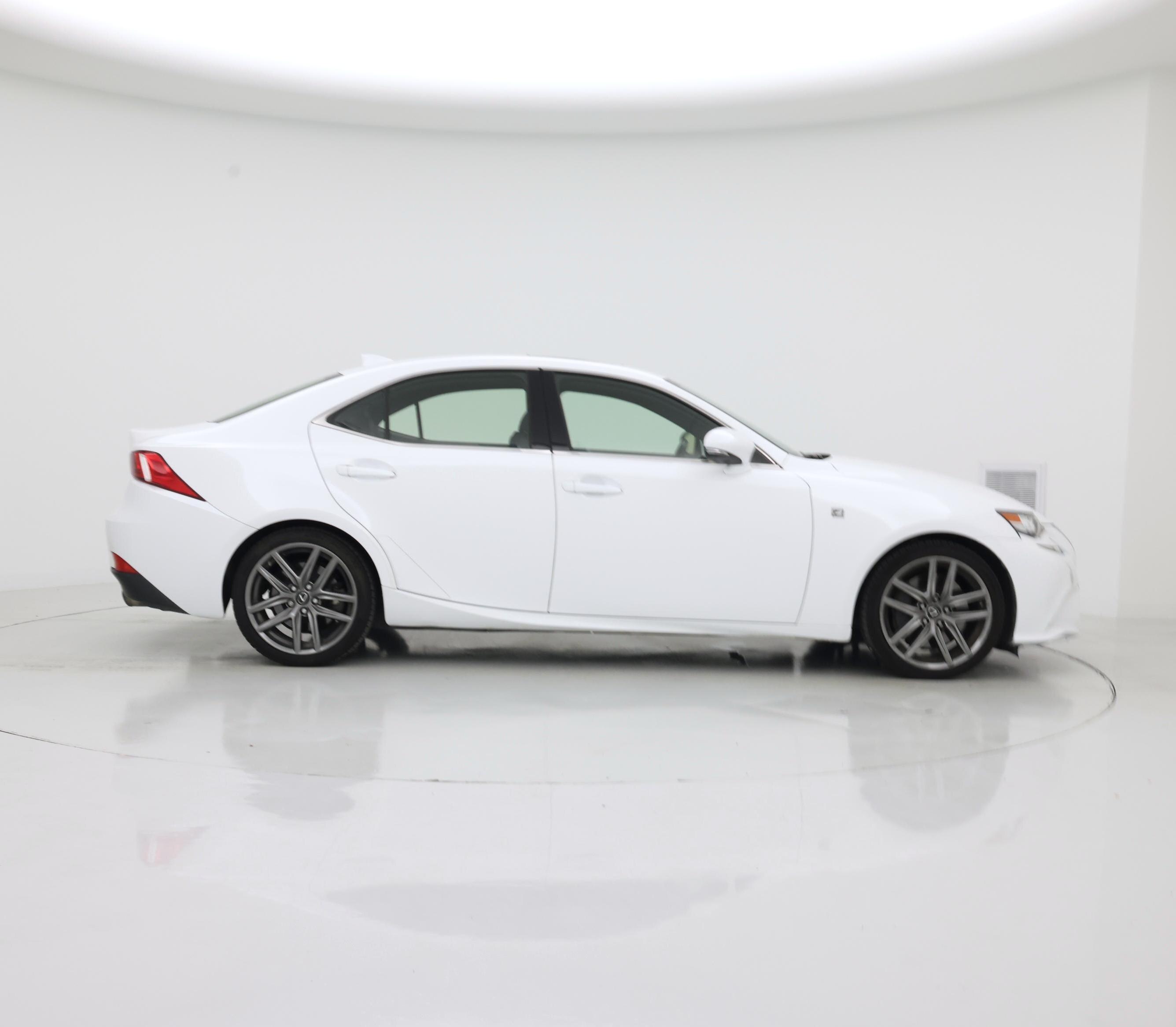 Thumbnail: 2016 Lexus IS - 7