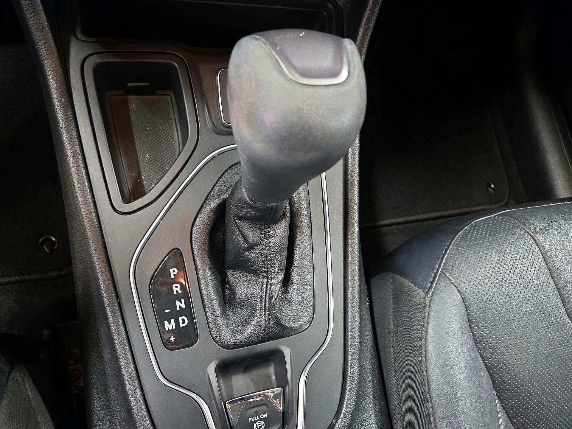 Thumbnail: 2021 Jeep Cherokee - 17