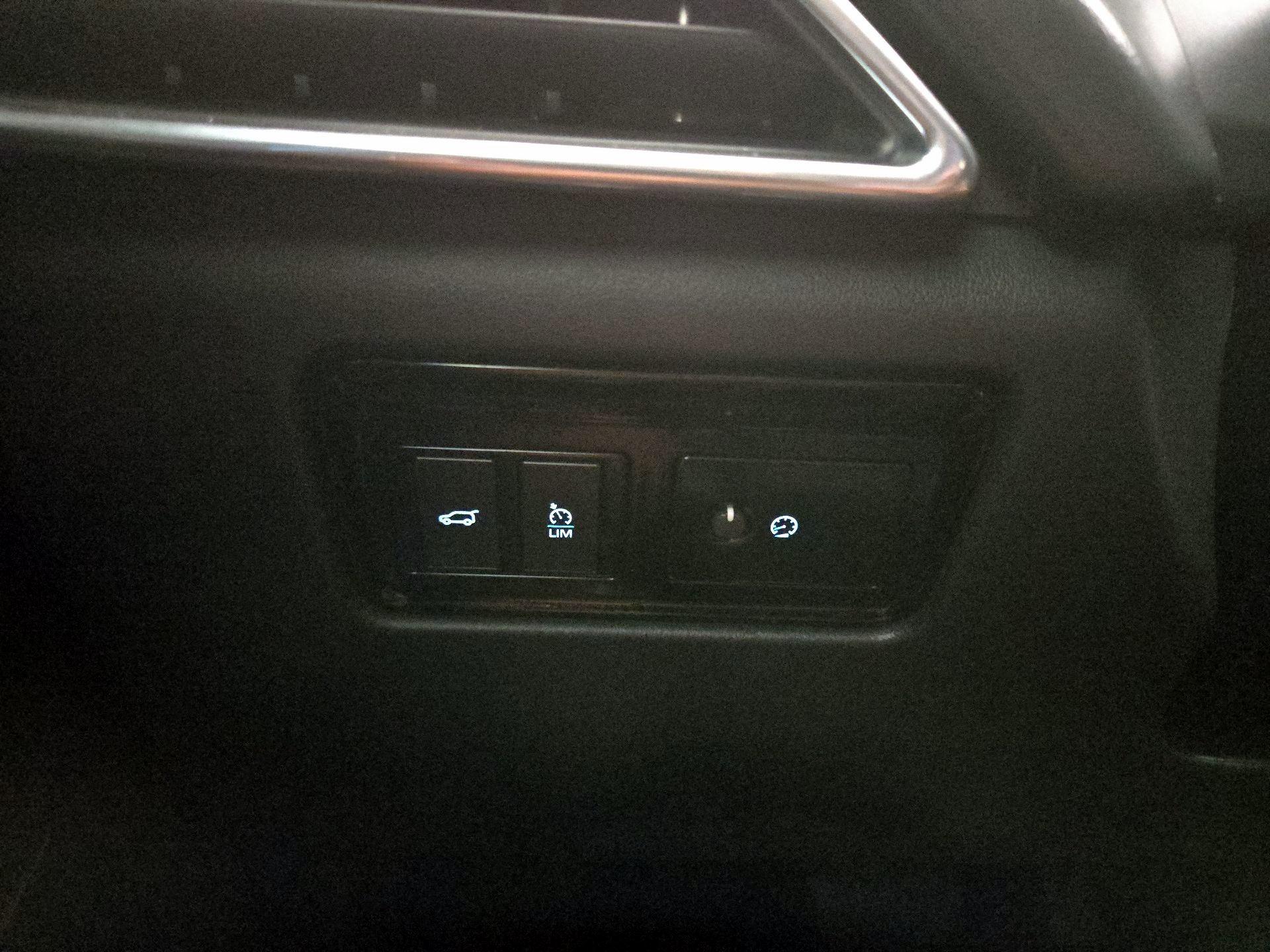 Thumbnail: 2020 Jaguar F-Pace - 13