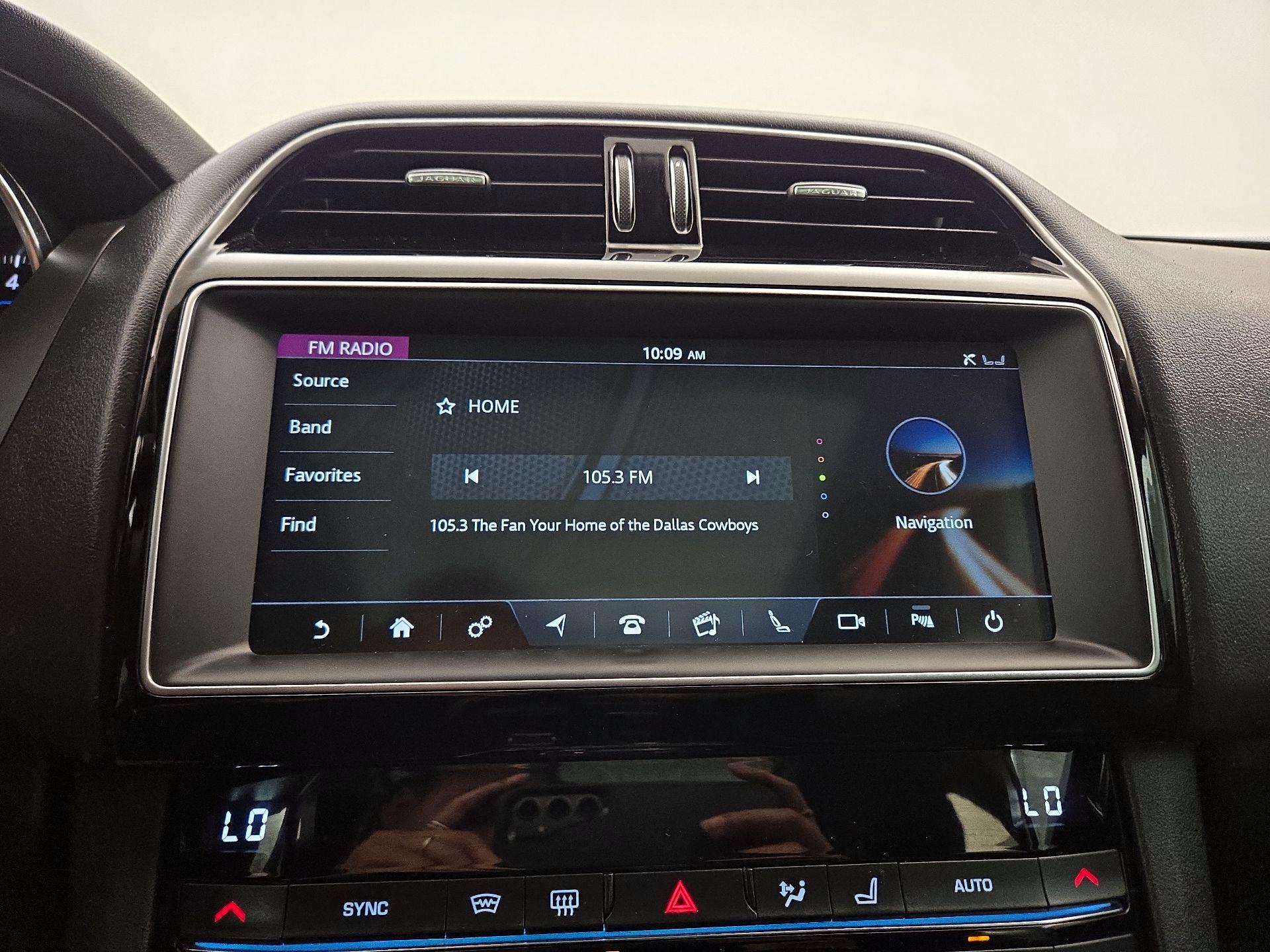 Thumbnail: 2020 Jaguar F-Pace - 15