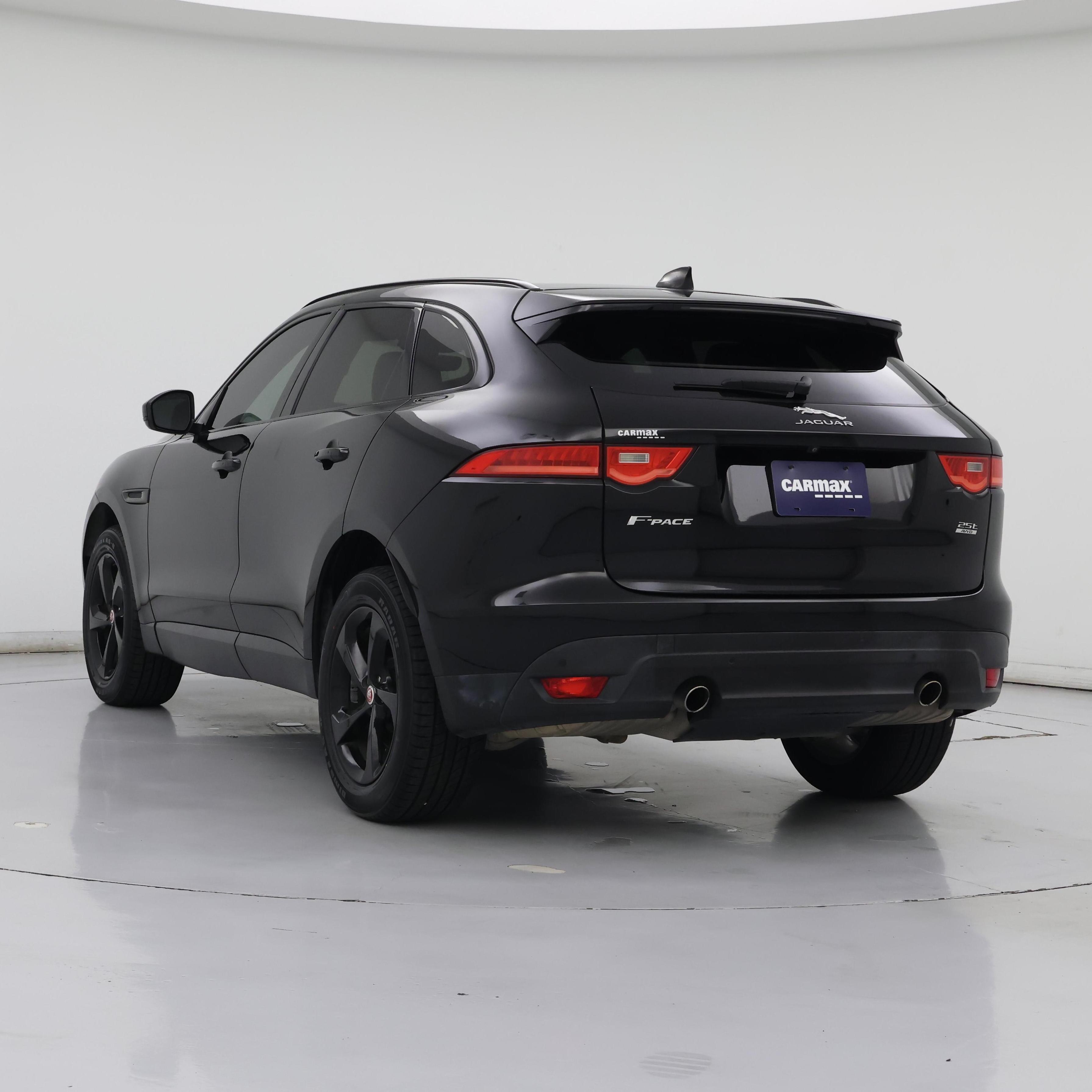 Thumbnail: 2020 Jaguar F-Pace - 2