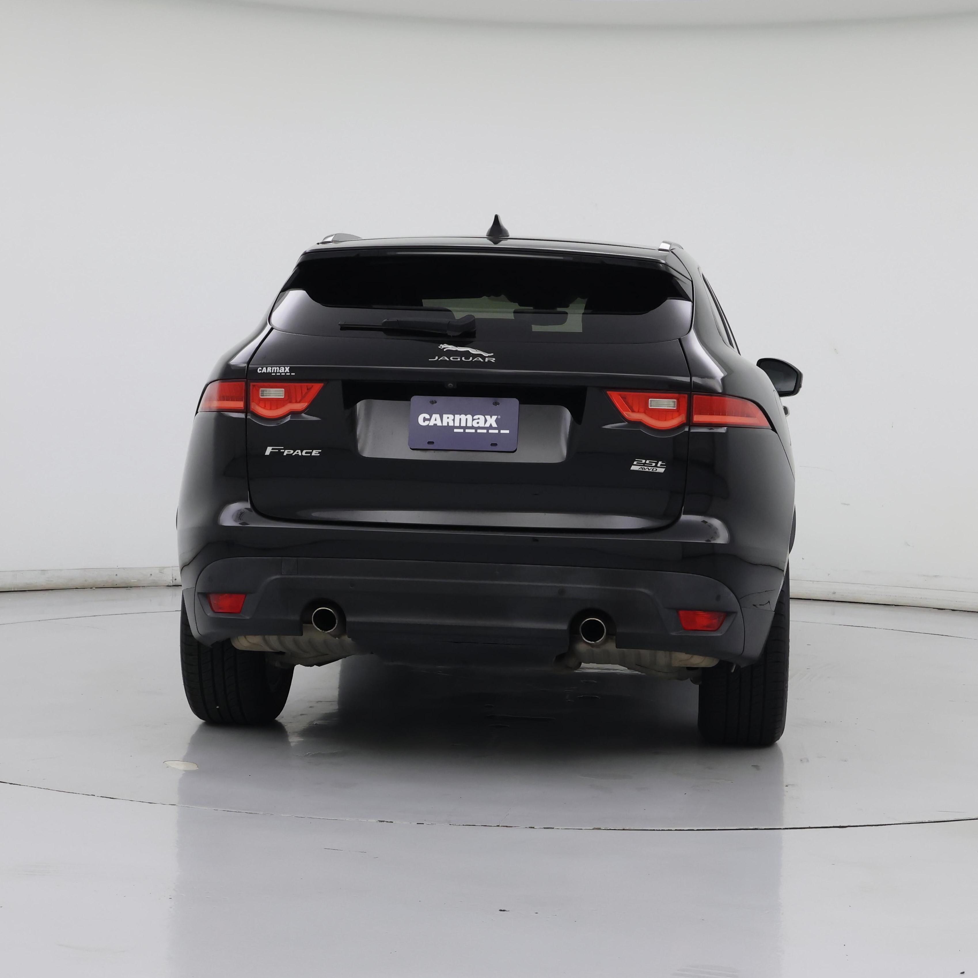 Thumbnail: 2020 Jaguar F-Pace - 6