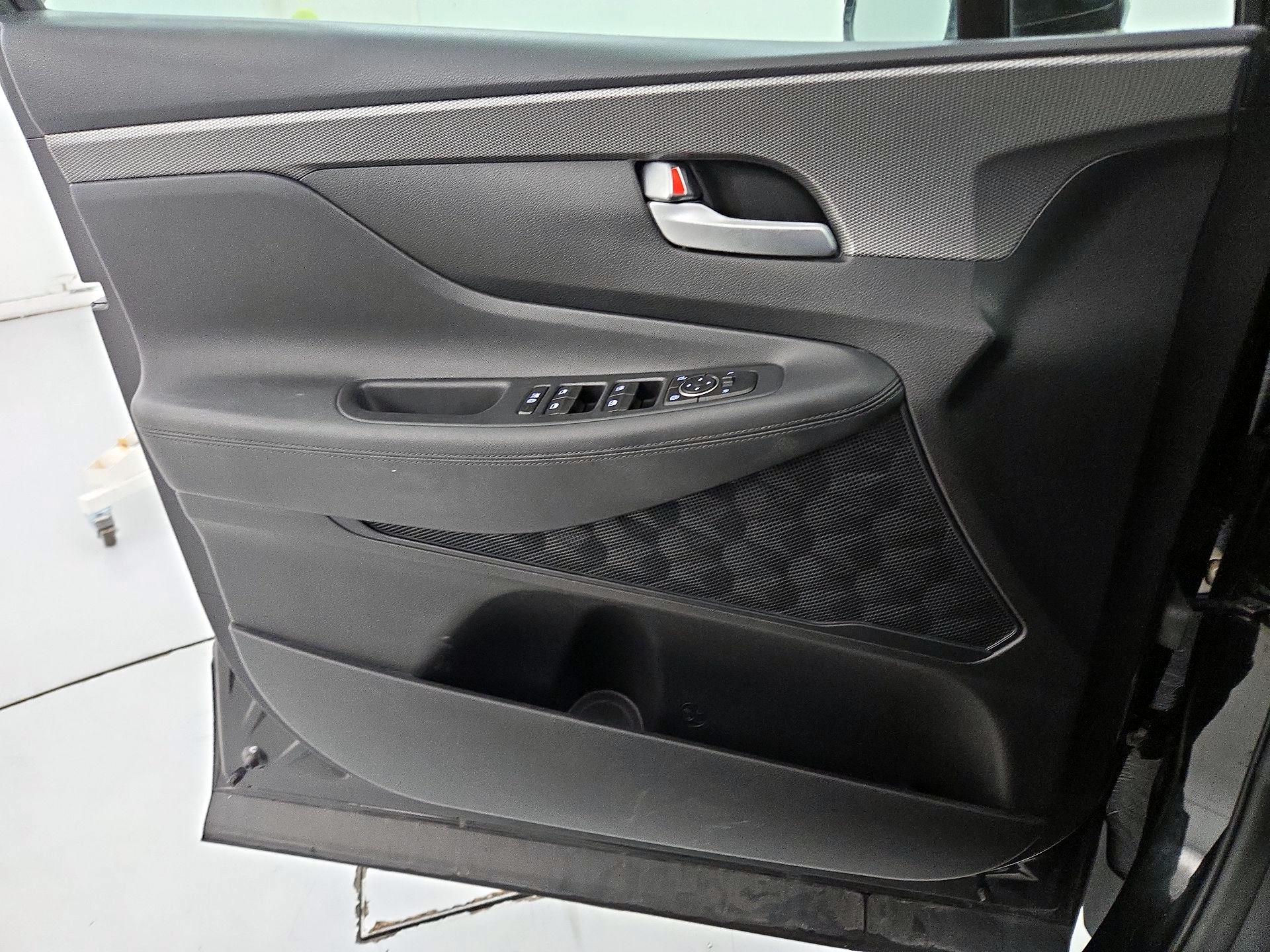 Thumbnail: 2020 Hyundai Santa Fe - 12