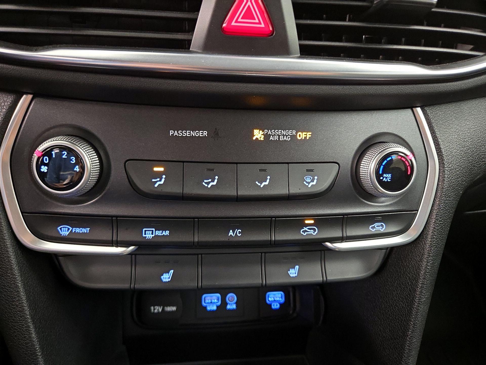 Thumbnail: 2020 Hyundai Santa Fe - 16