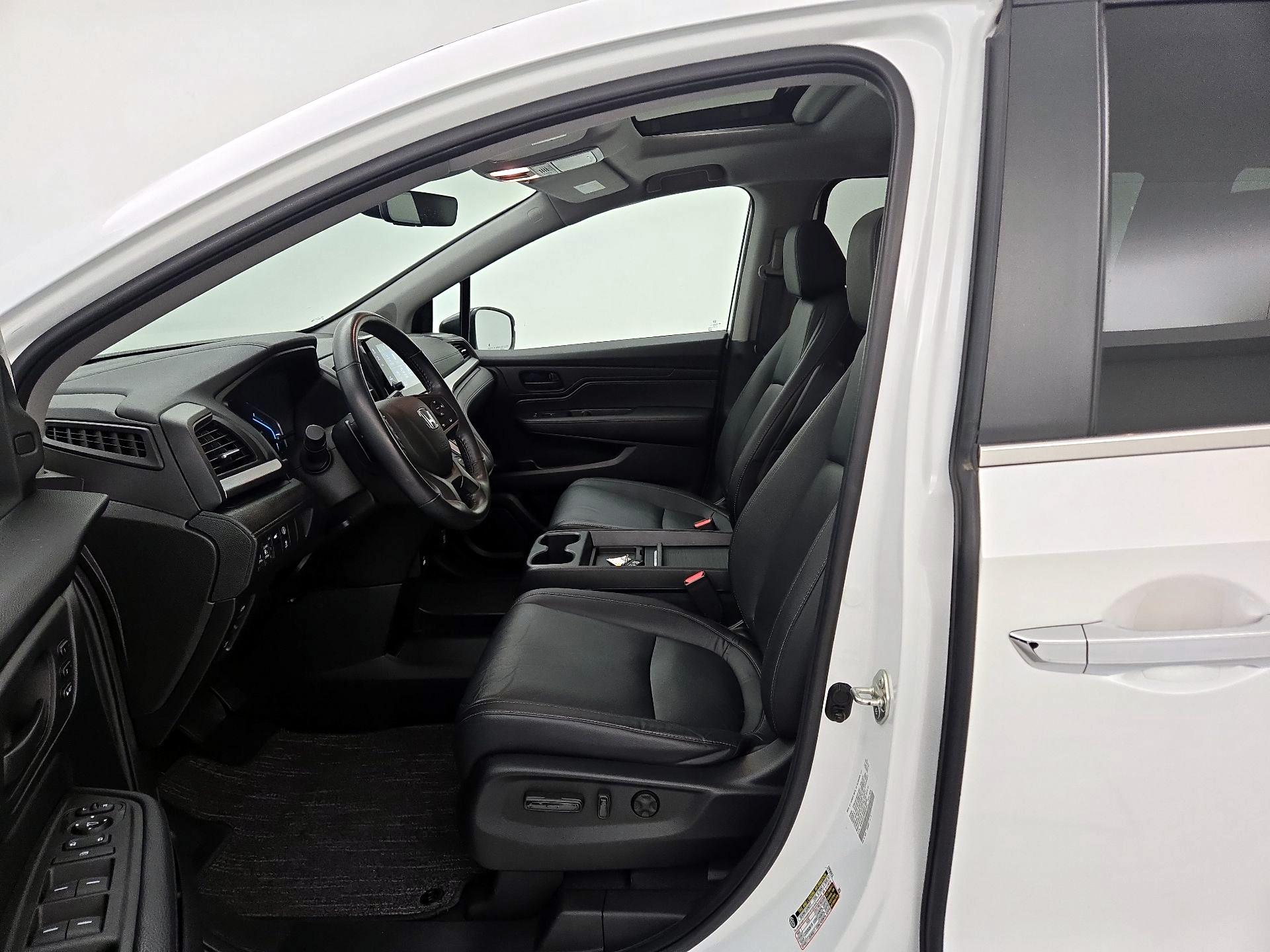 Thumbnail: 2021 Honda Odyssey - 11