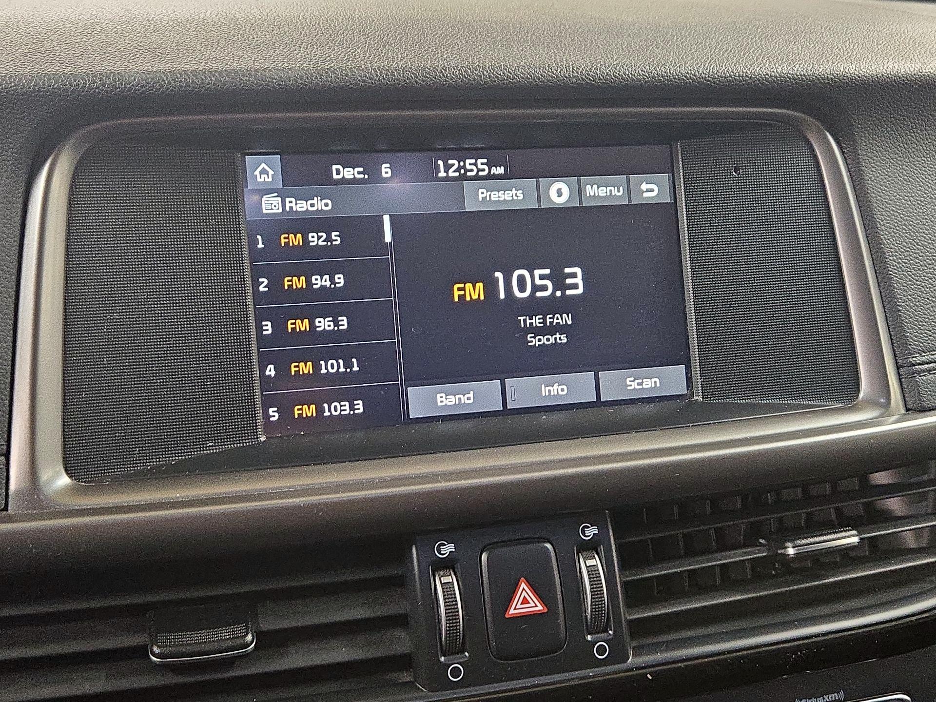 Thumbnail: 2018 Kia Optima - 15