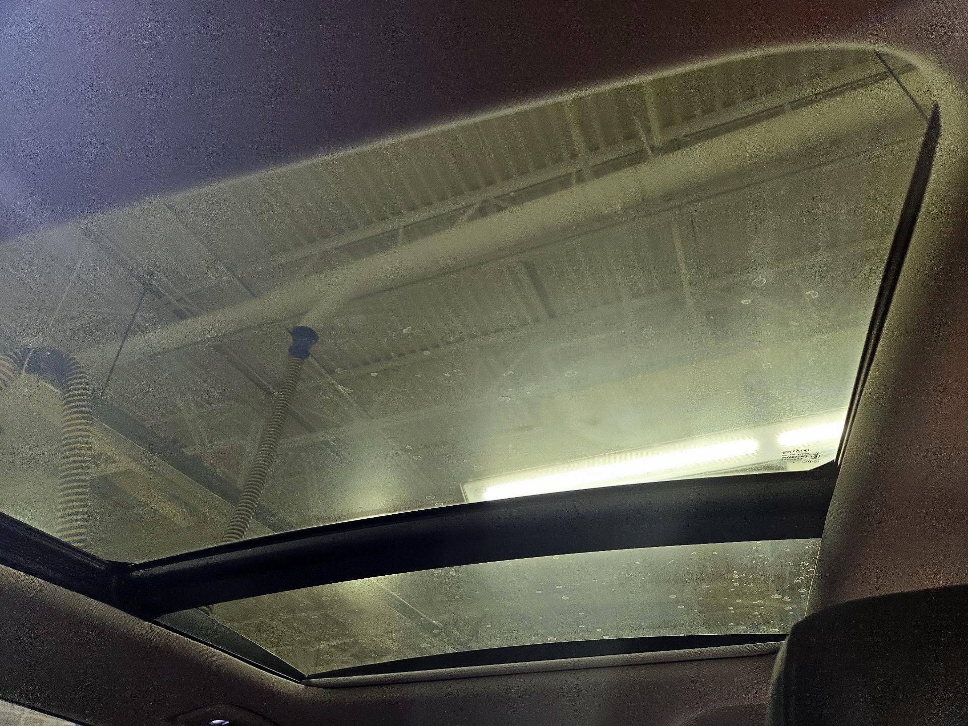 Thumbnail: 2018 Kia Optima - 19