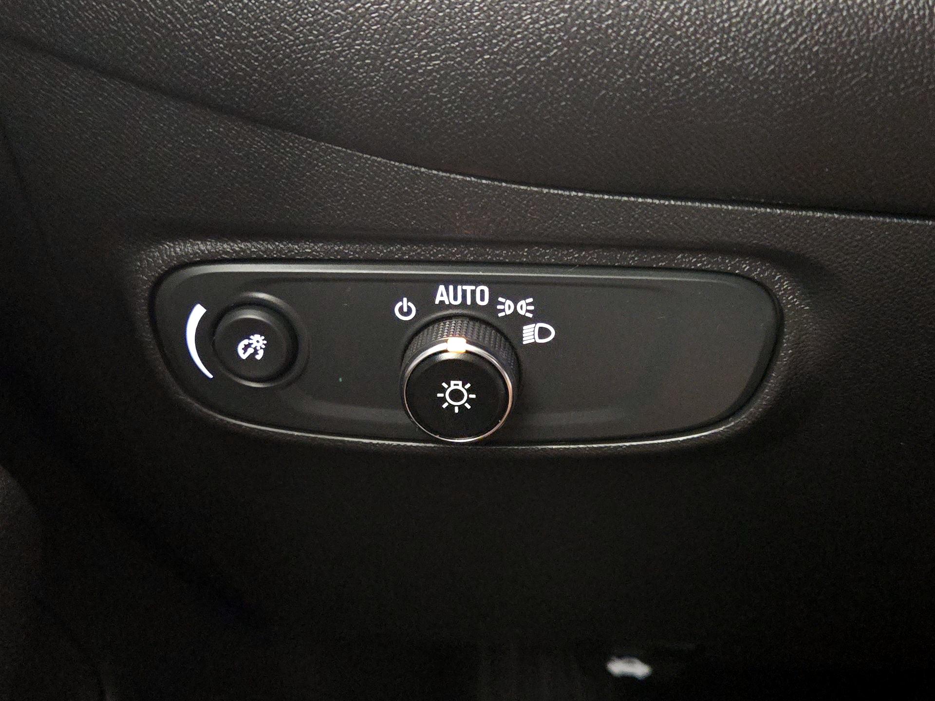 Thumbnail: 2023 Chevrolet Equinox - 13