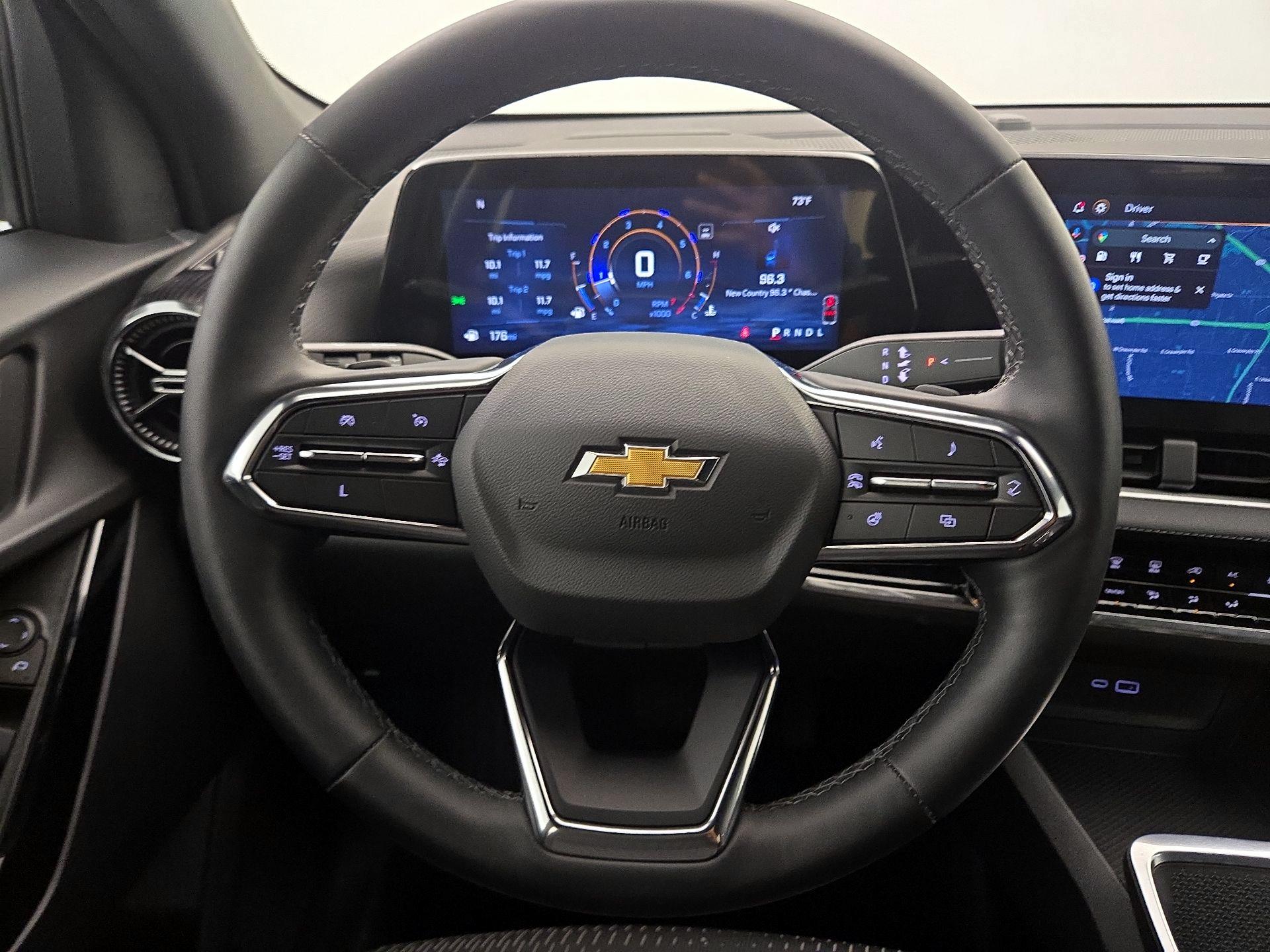 Thumbnail: 2025 Chevrolet Equinox - 10