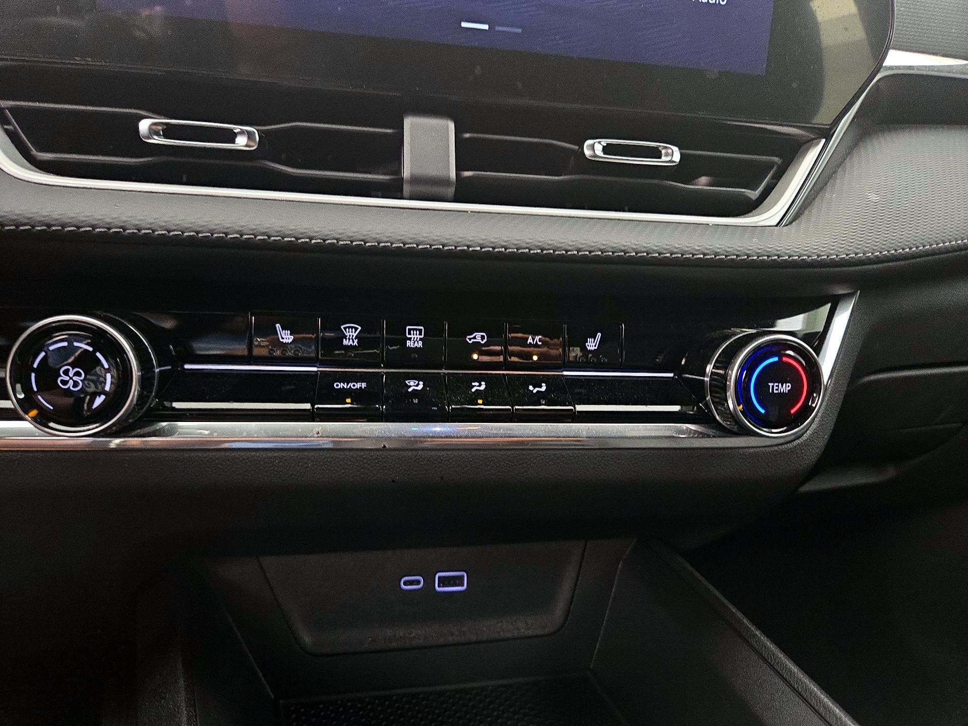 Thumbnail: 2025 Chevrolet Equinox - 17