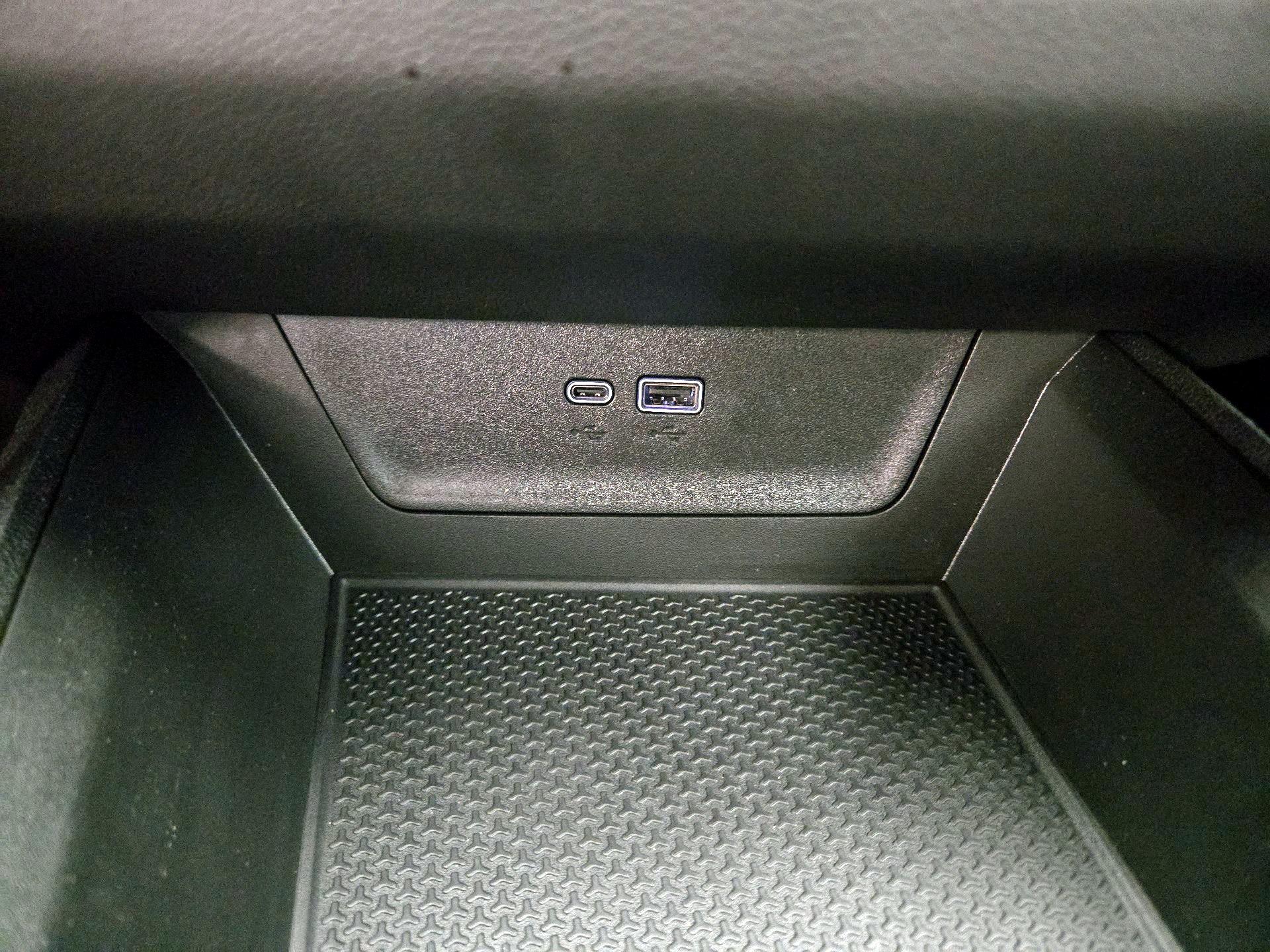 Thumbnail: 2025 Chevrolet Equinox - 19