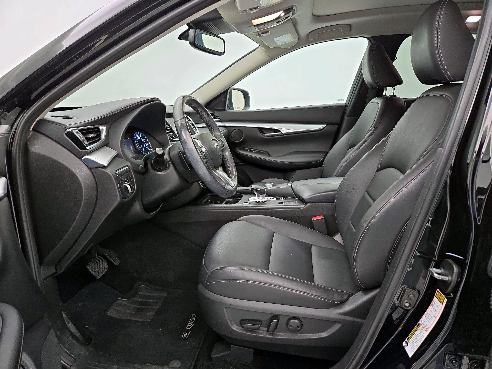 Thumbnail: 2019 INFINITI QX50 - 11