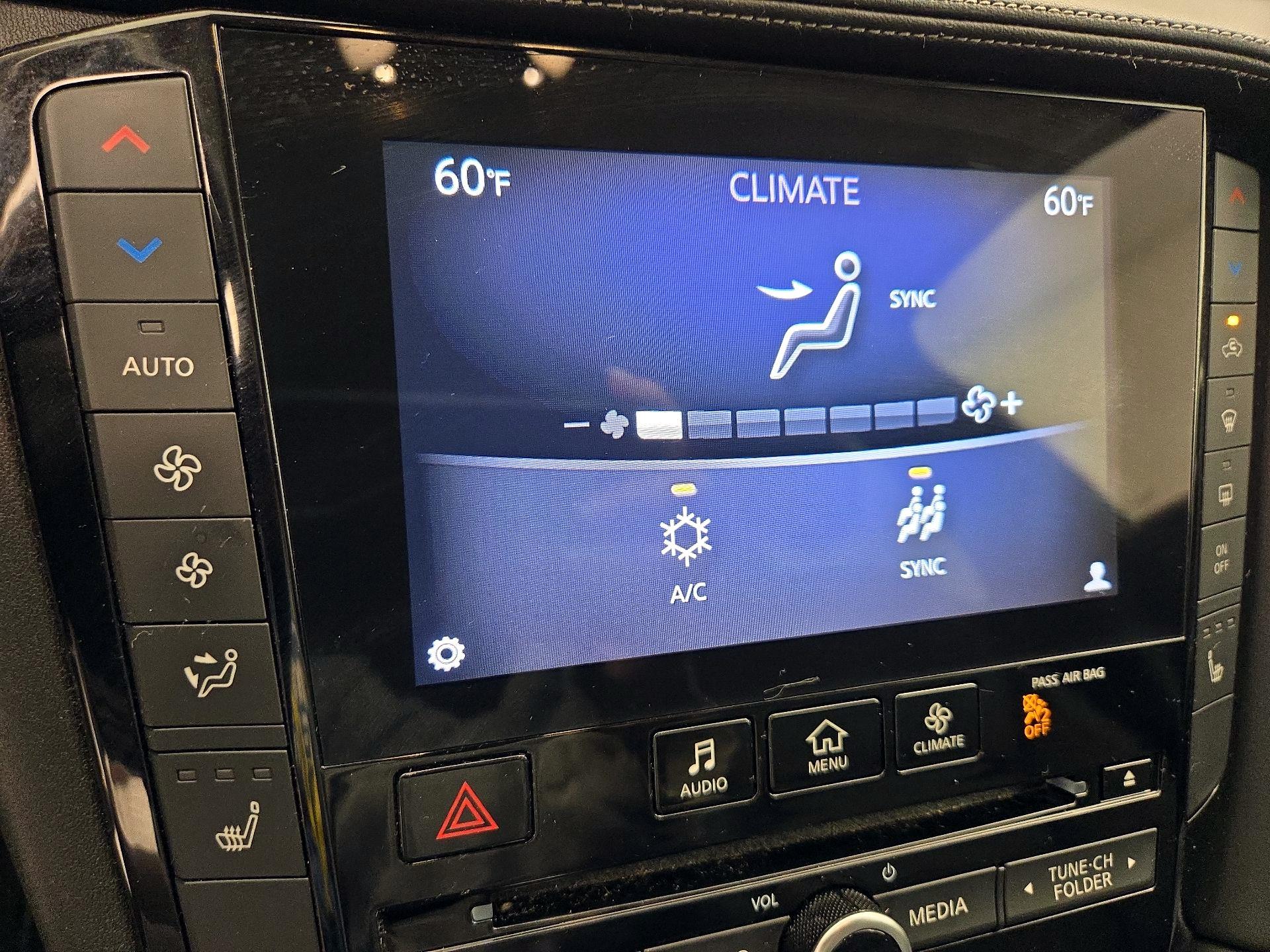 Thumbnail: 2019 INFINITI QX50 - 16