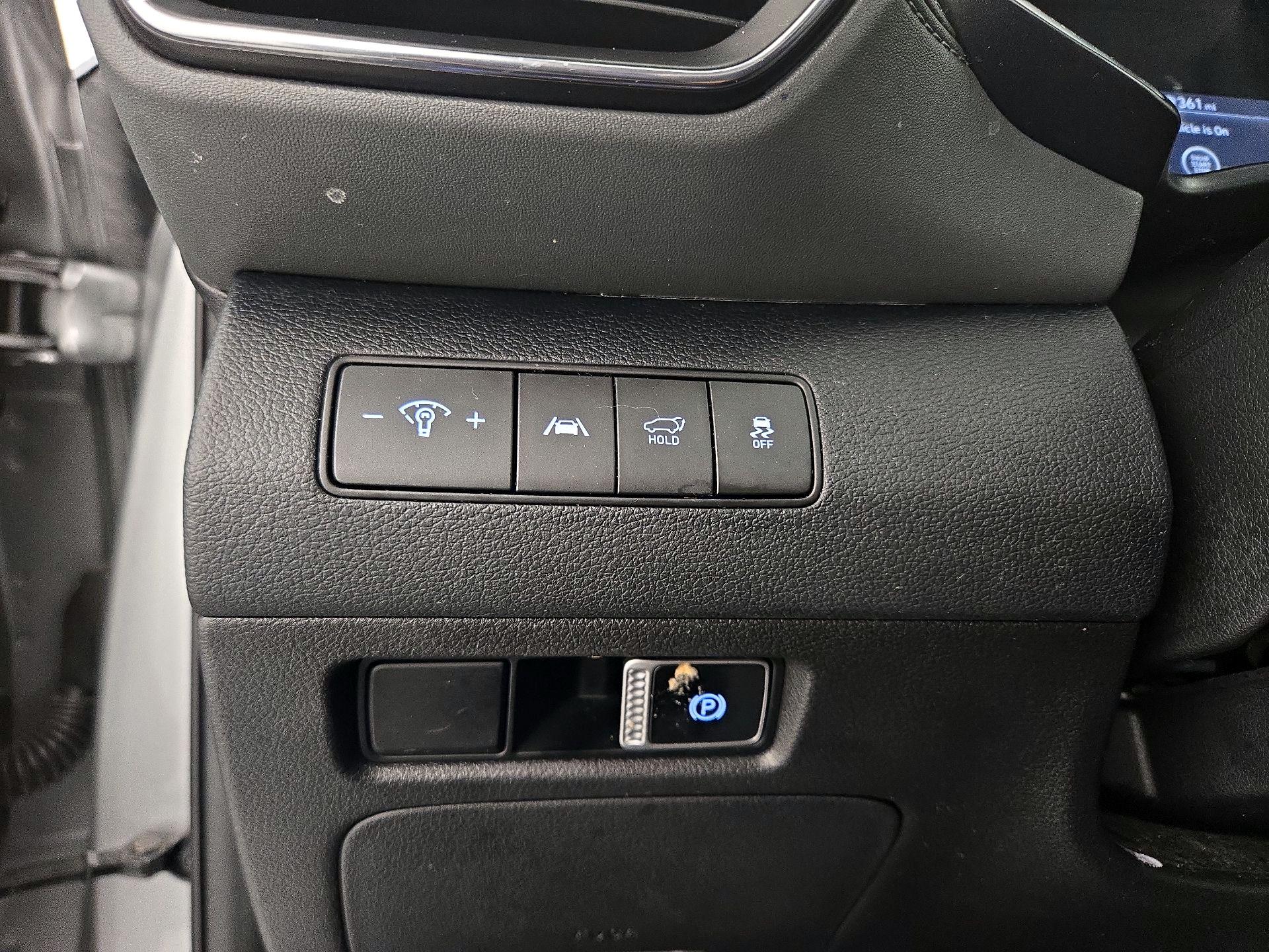 Thumbnail: 2023 Hyundai Santa Fe - 13