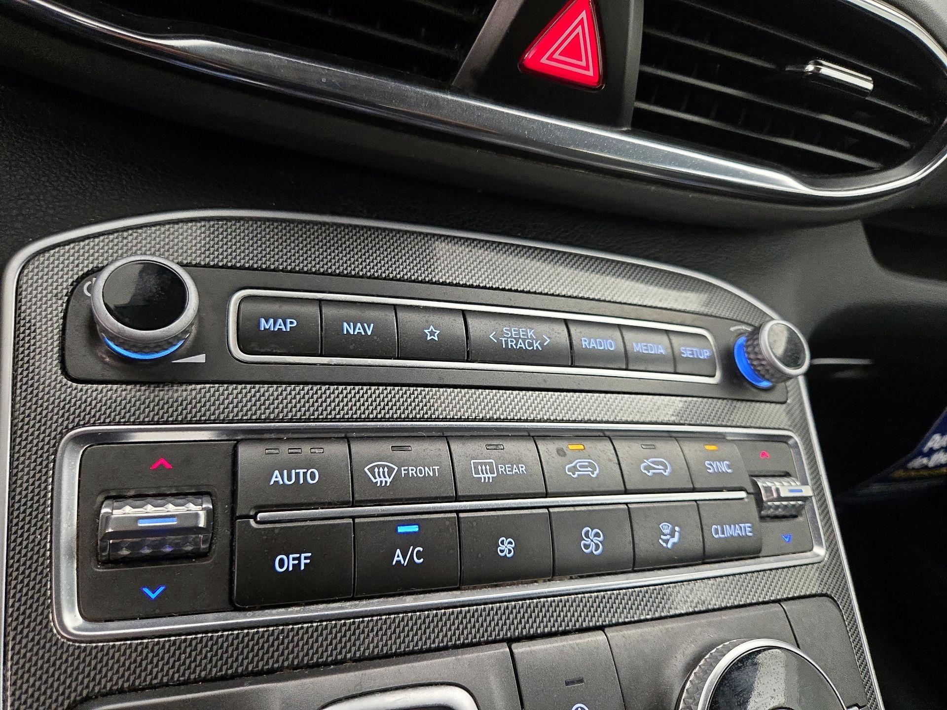 Thumbnail: 2023 Hyundai Santa Fe - 17