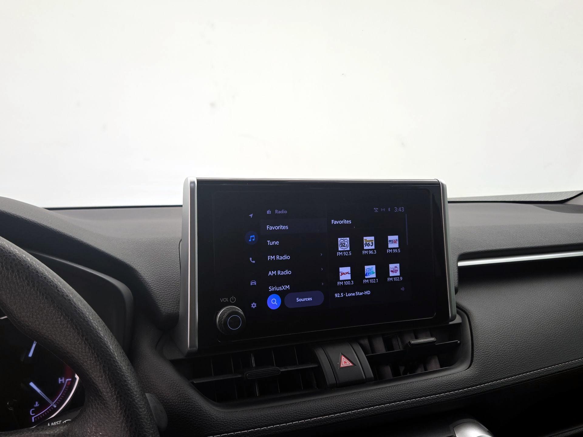 Thumbnail: 2023 Toyota RAV4 - 15