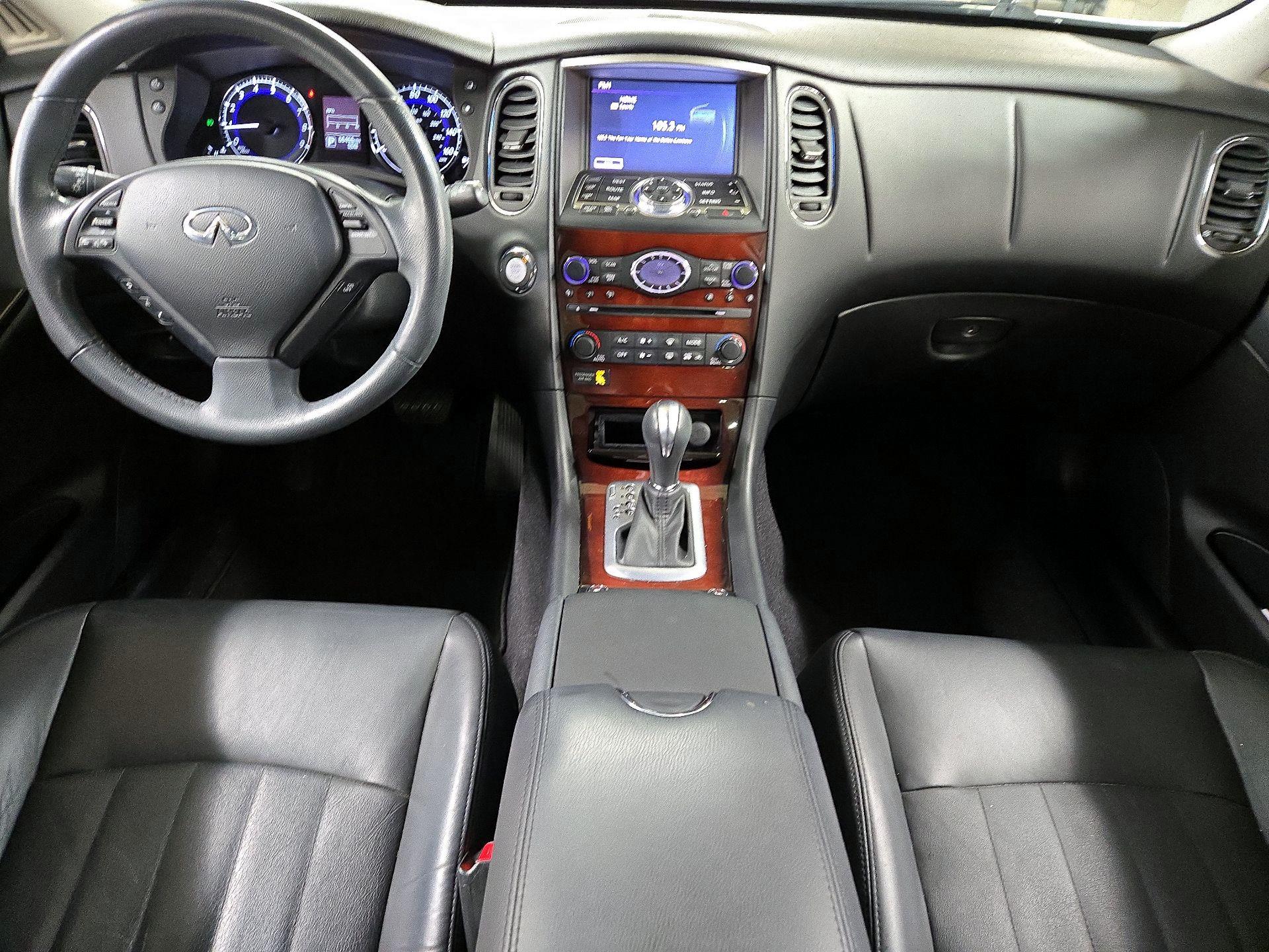 Thumbnail: 2016 INFINITI QX50 - 9