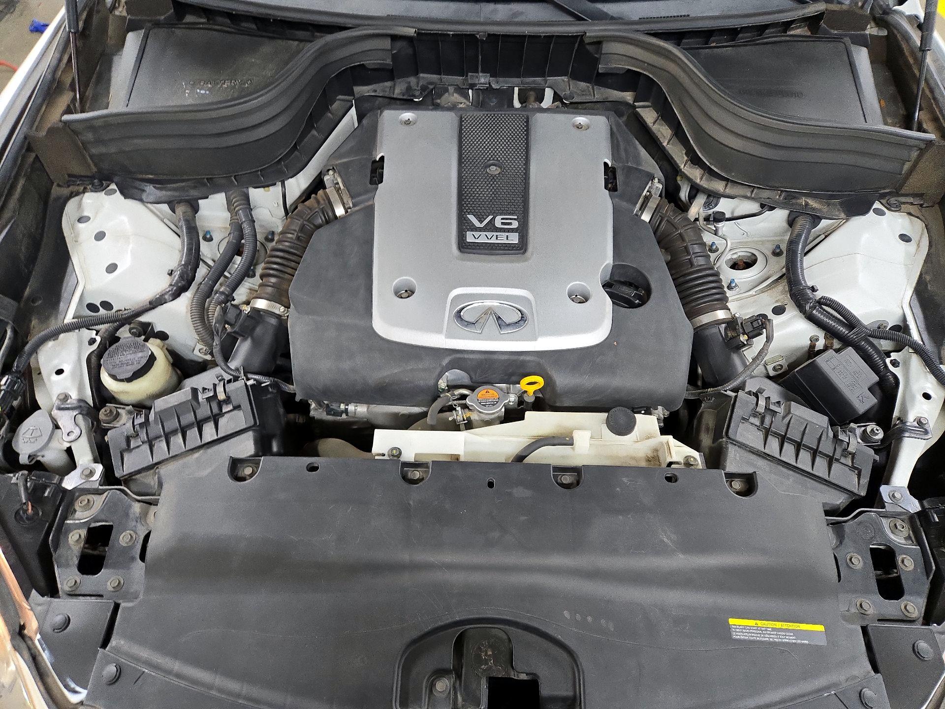 Thumbnail: 2016 INFINITI QX50 - 18