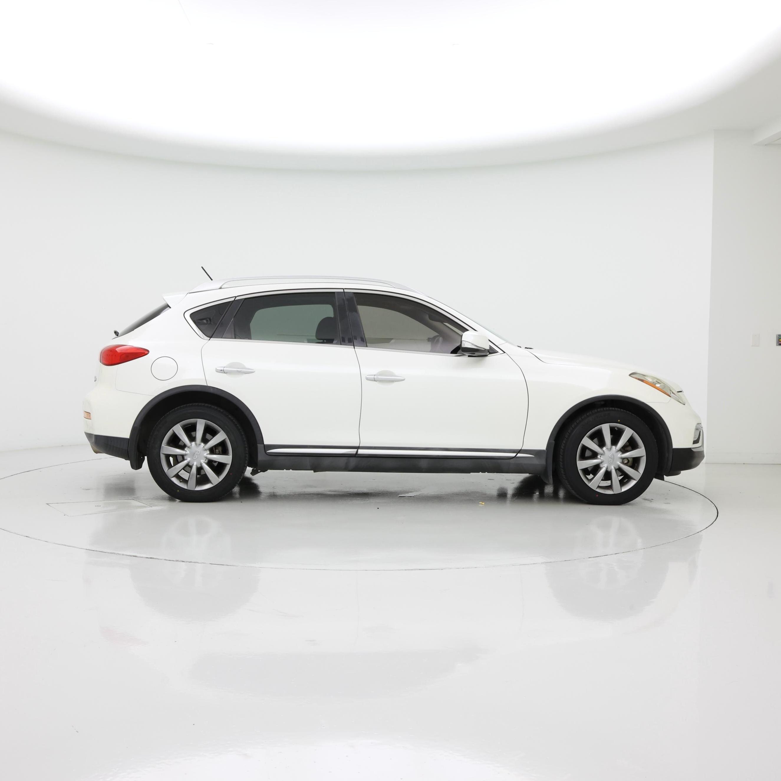 Thumbnail: 2016 INFINITI QX50 - 7