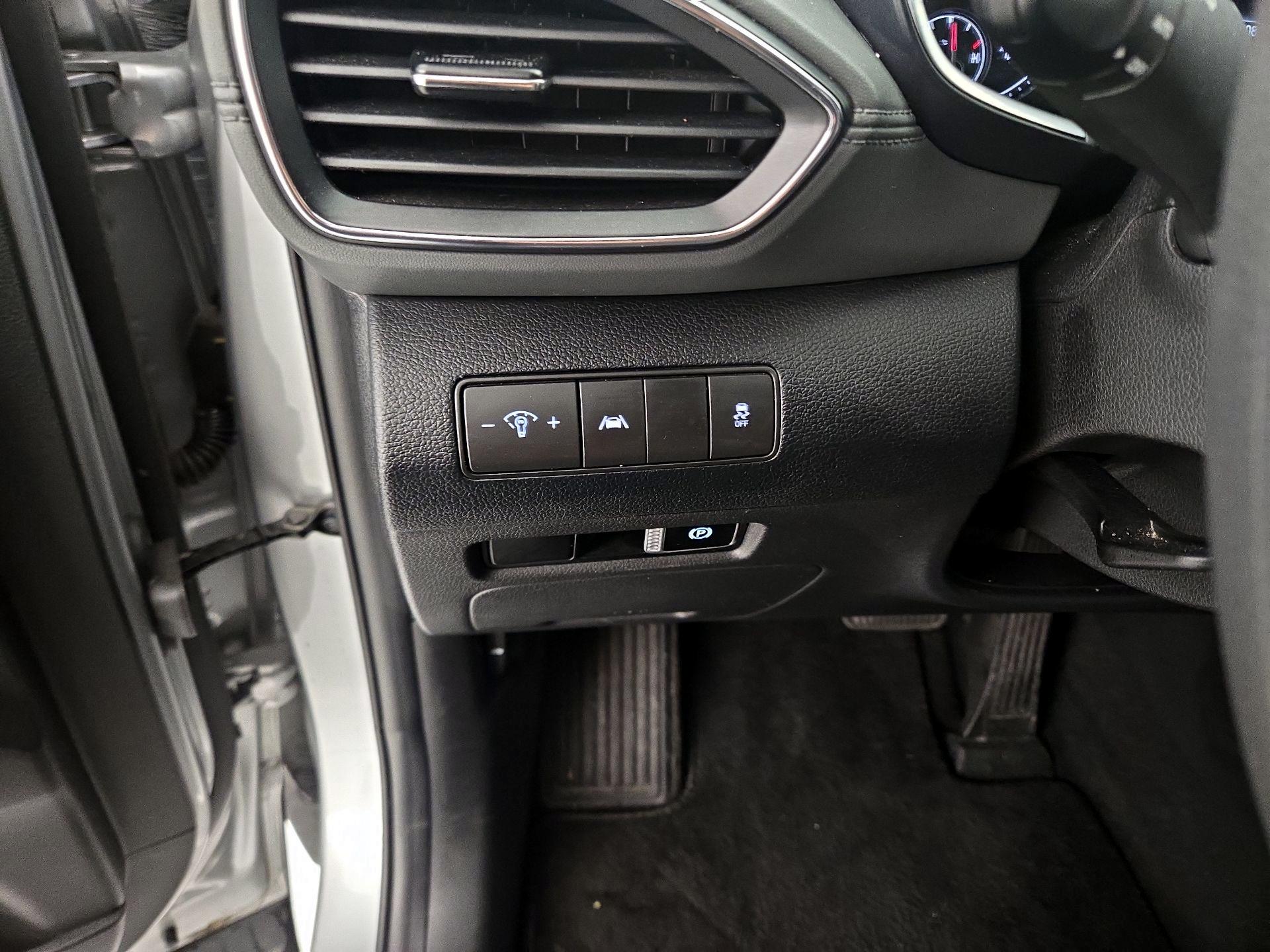 Thumbnail: 2023 Hyundai Santa Fe - 13