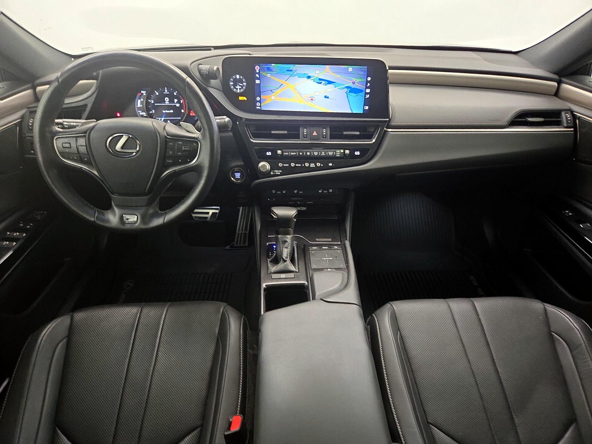 Thumbnail: 2022 Lexus ES - 9