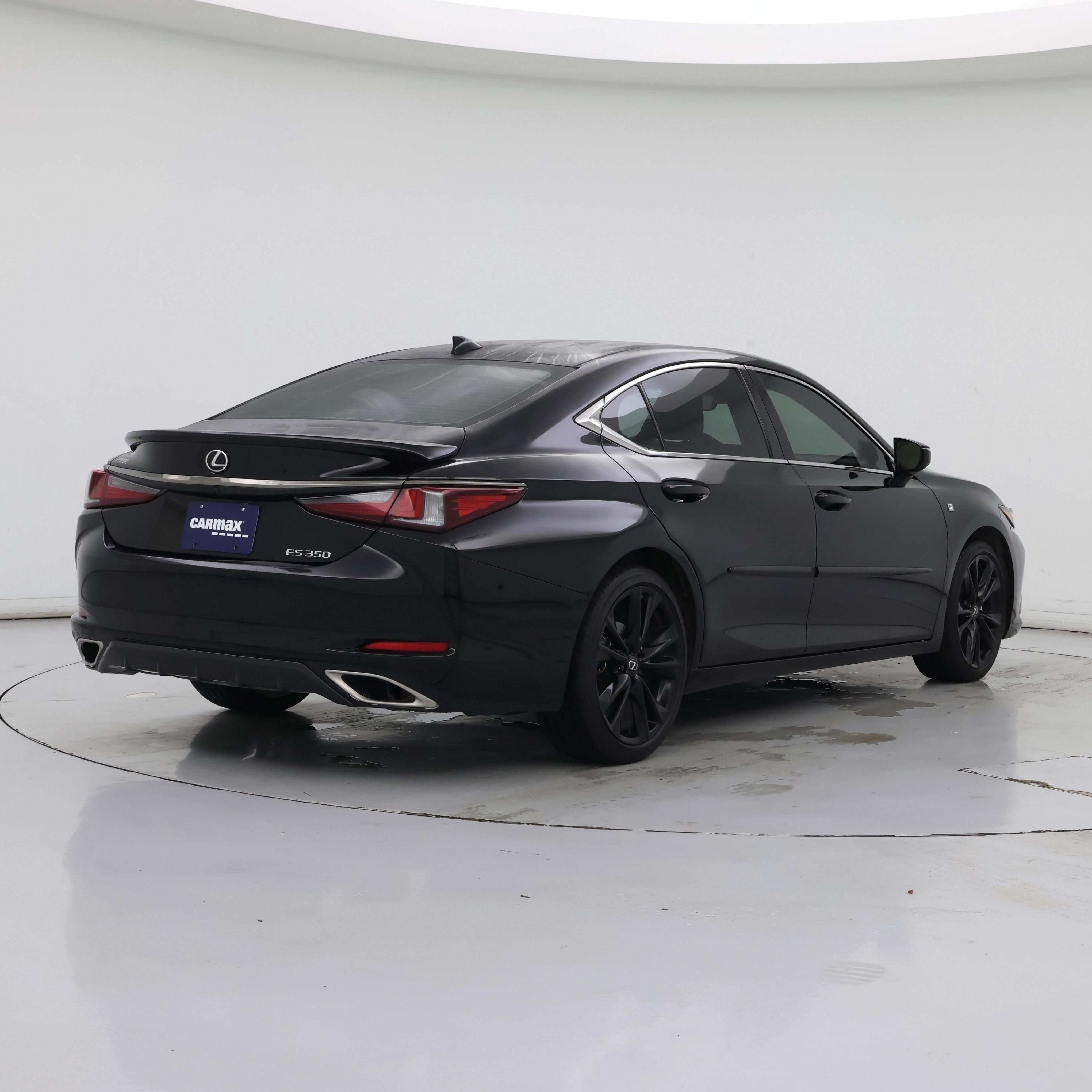 Thumbnail: 2022 Lexus ES - 8