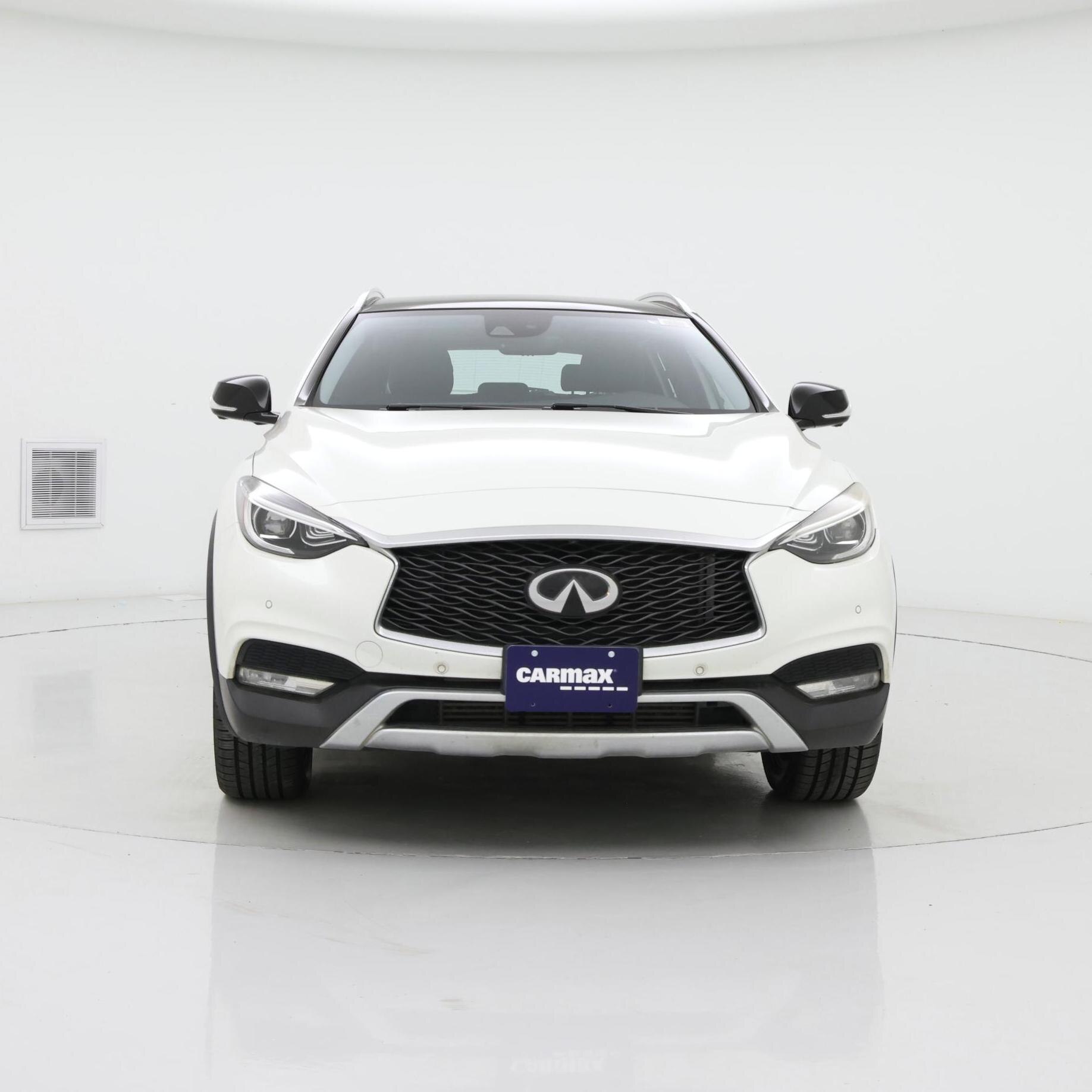 Thumbnail: 2017 INFINITI QX30 - 5