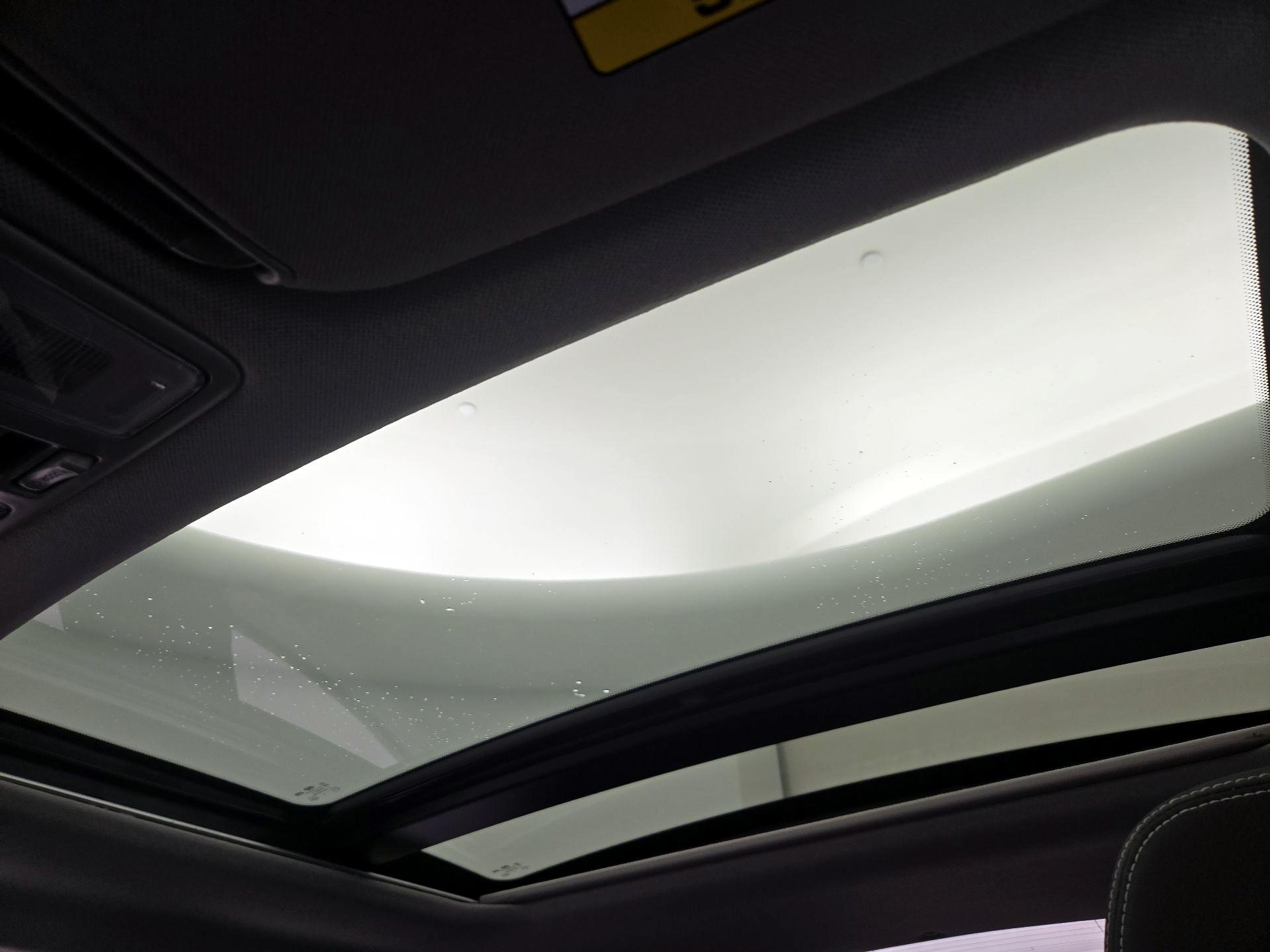 Thumbnail: 2014 Hyundai Veloster - 20