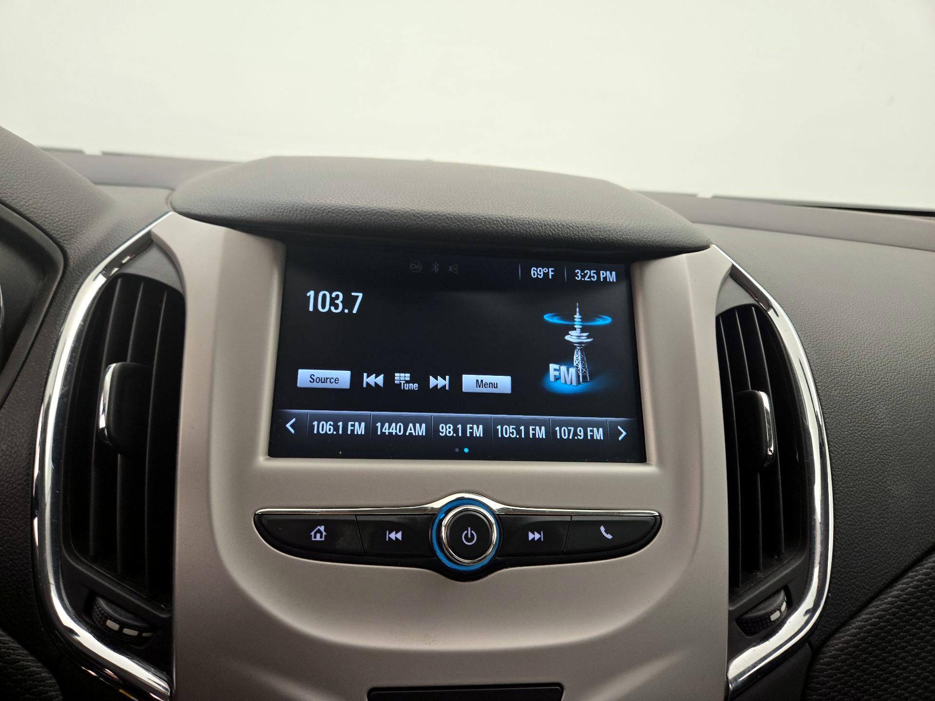 Thumbnail: 2016 Chevrolet Cruze - 15