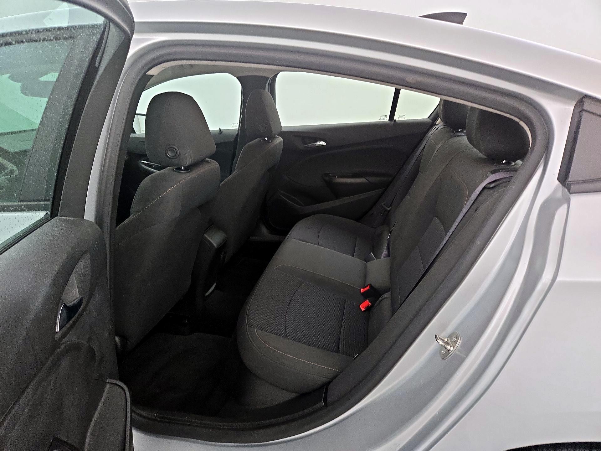 Thumbnail: 2016 Chevrolet Cruze - 19