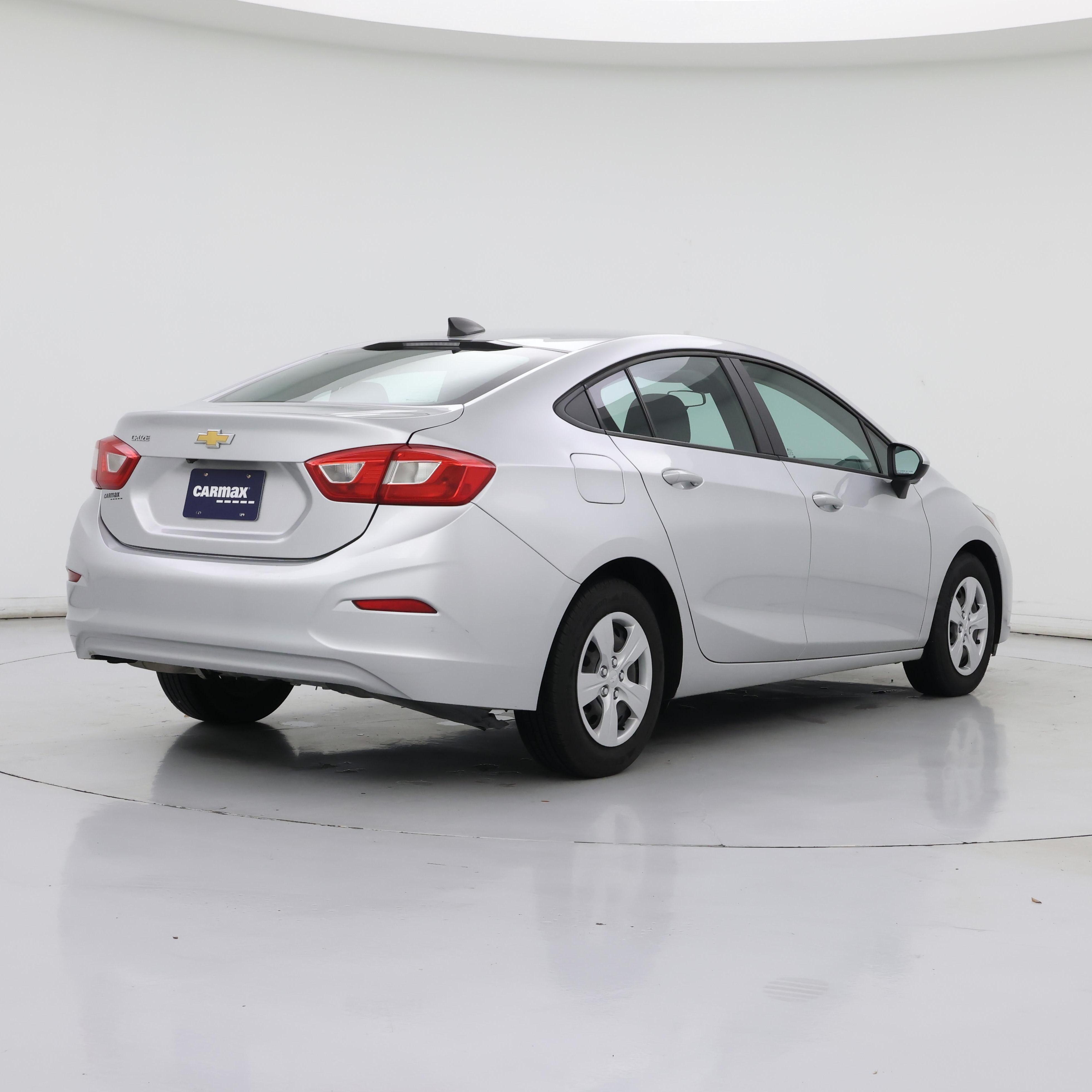 Thumbnail: 2016 Chevrolet Cruze - 8