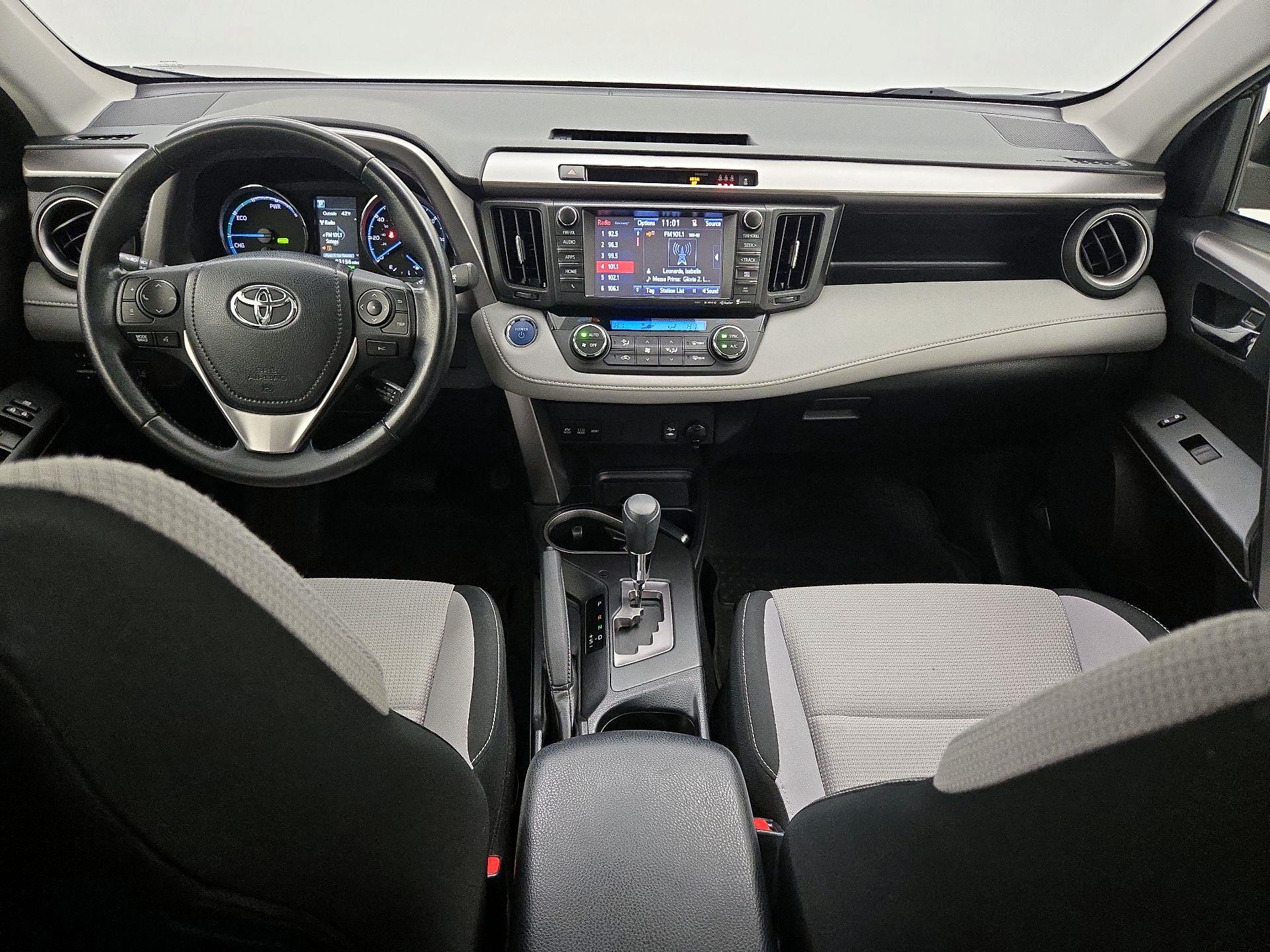 Thumbnail: 2017 Toyota RAV4 - 9