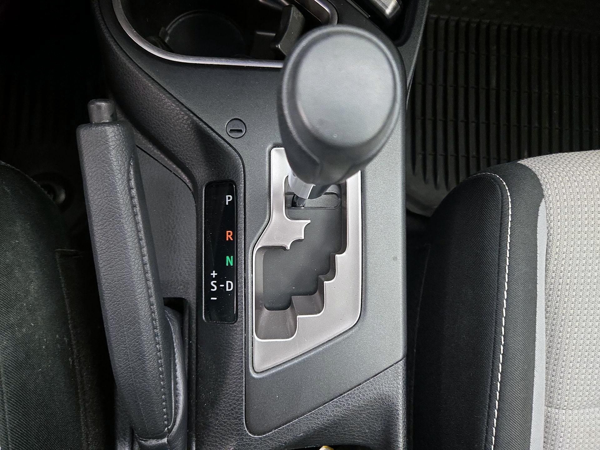 Thumbnail: 2017 Toyota RAV4 - 17