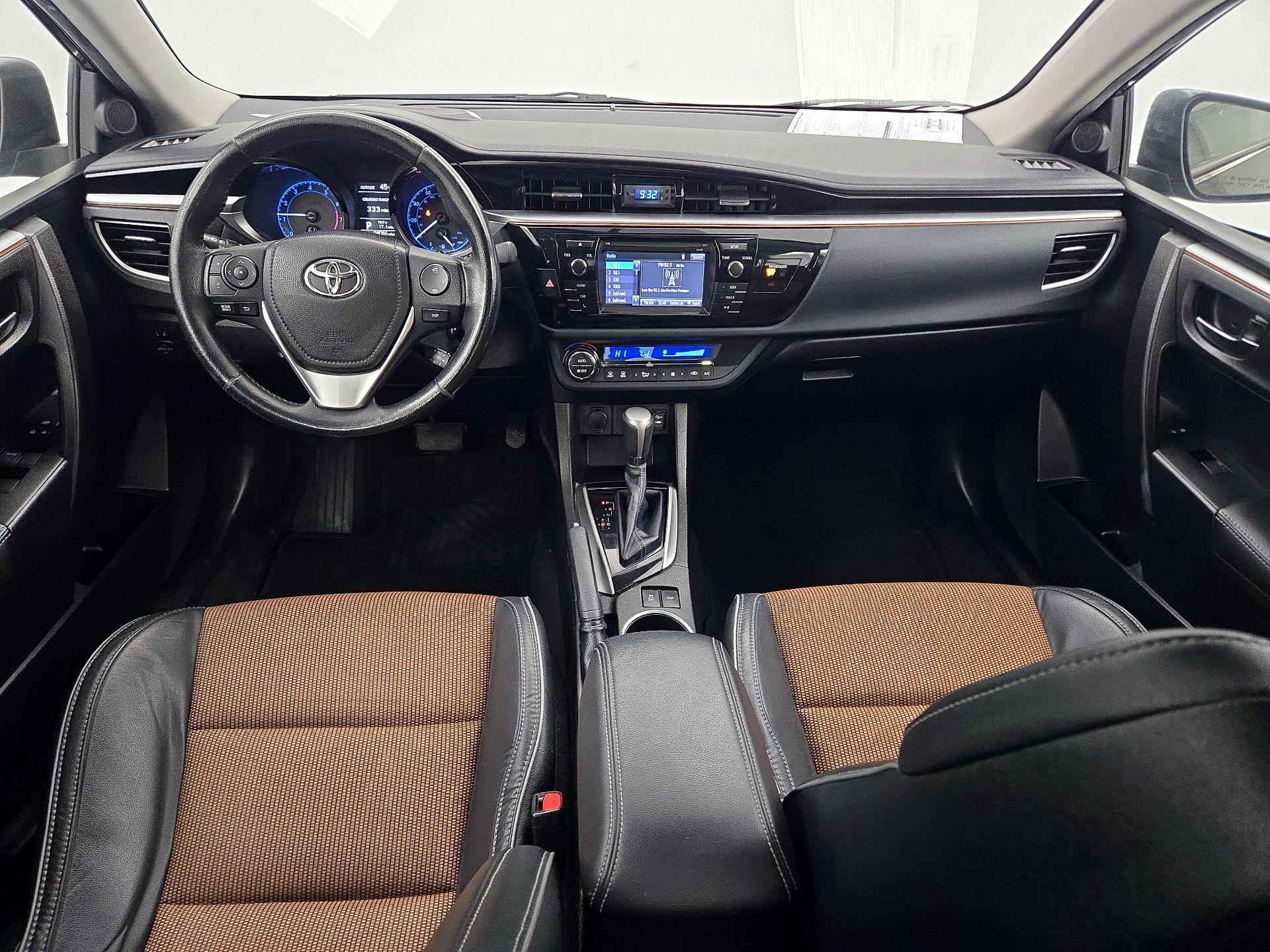 Thumbnail: 2015 Toyota Corolla - 9