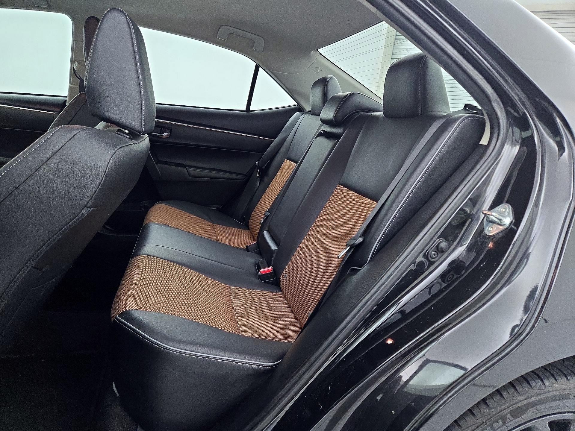 Thumbnail: 2015 Toyota Corolla - 19