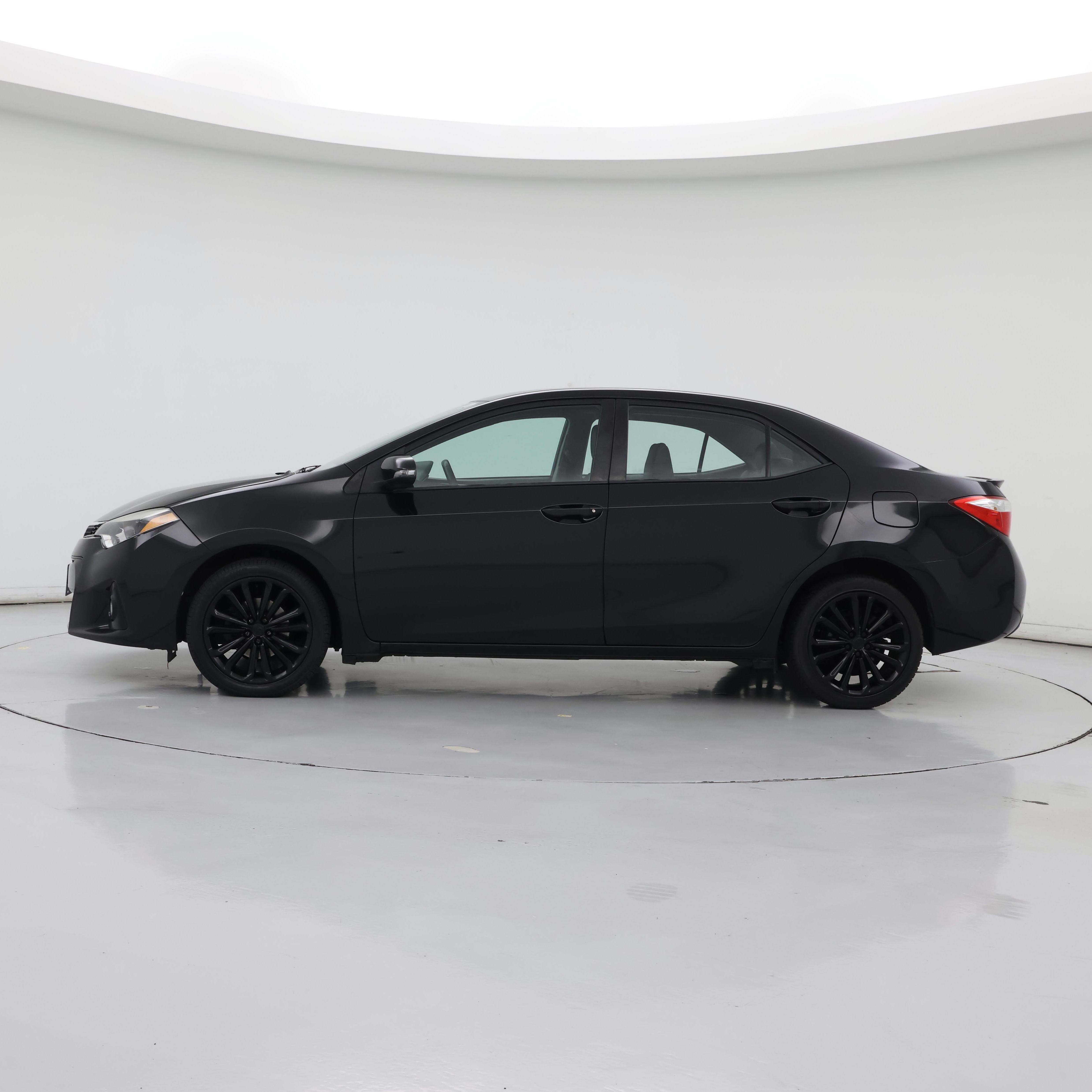 Thumbnail: 2015 Toyota Corolla - 3