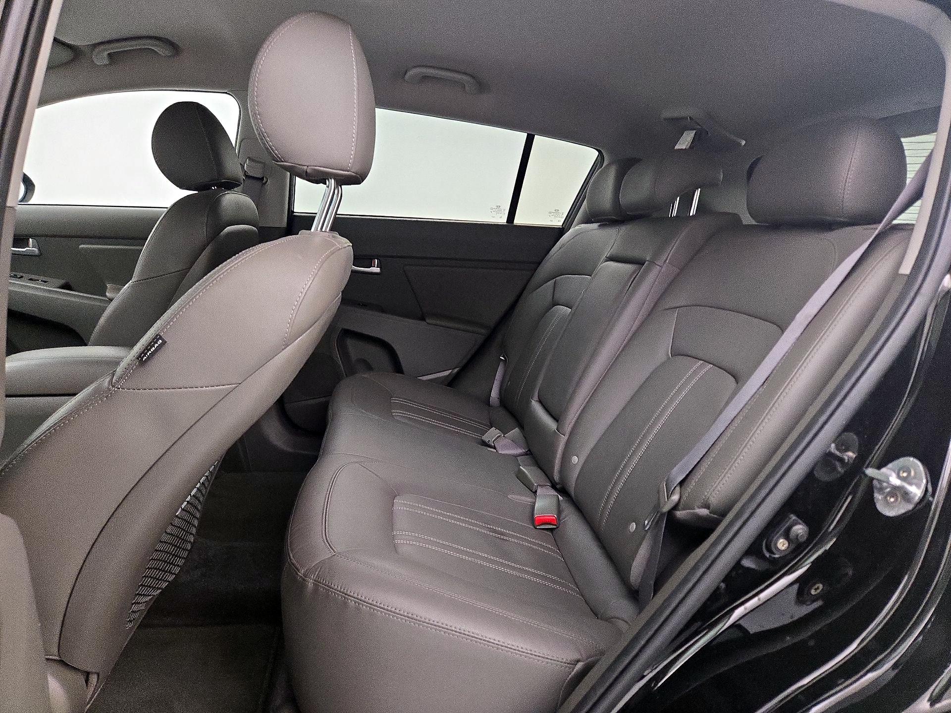 Thumbnail: 2016 Kia Sportage - 19