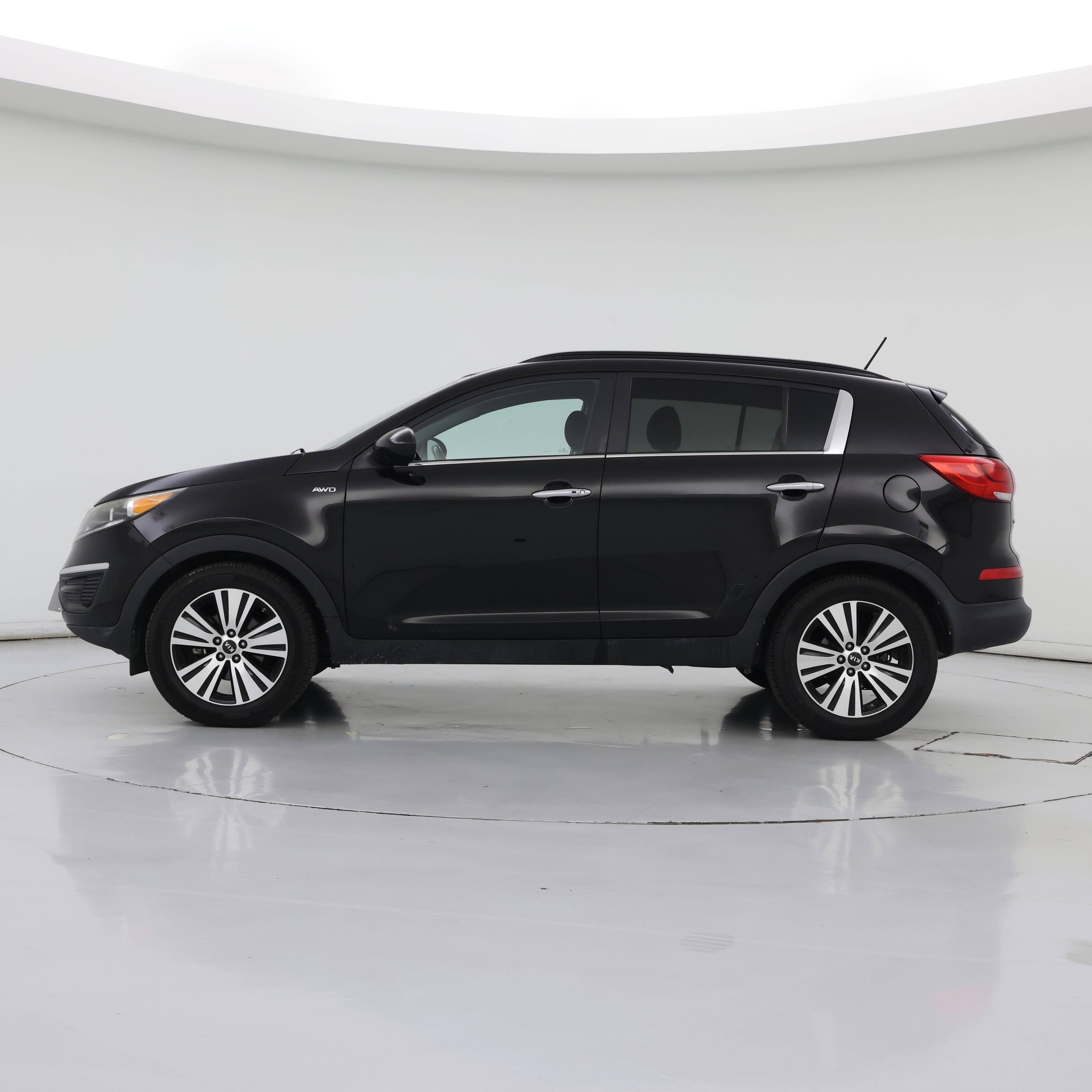 Thumbnail: 2016 Kia Sportage - 3