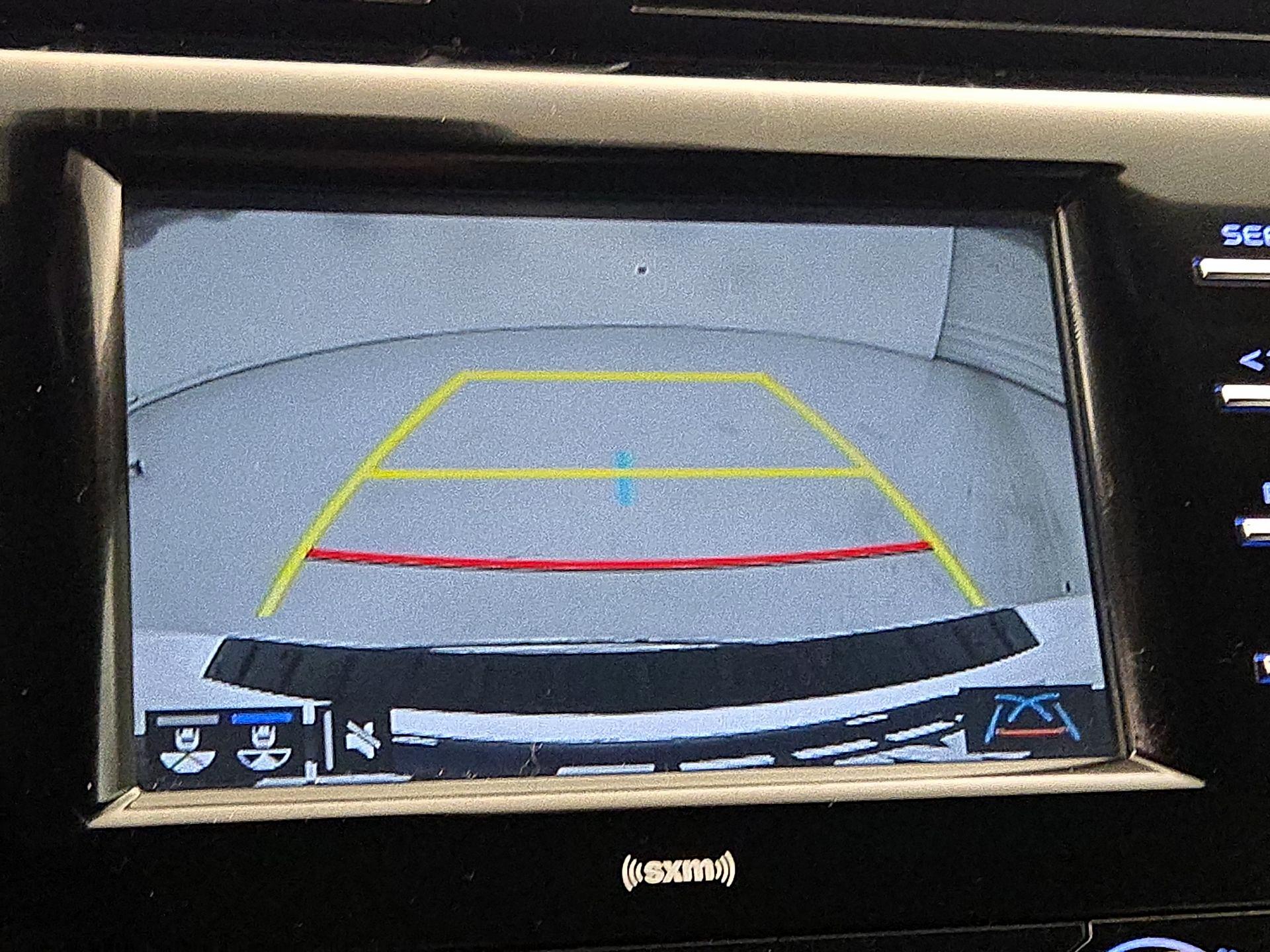 Thumbnail: 2020 Toyota Camry - 14