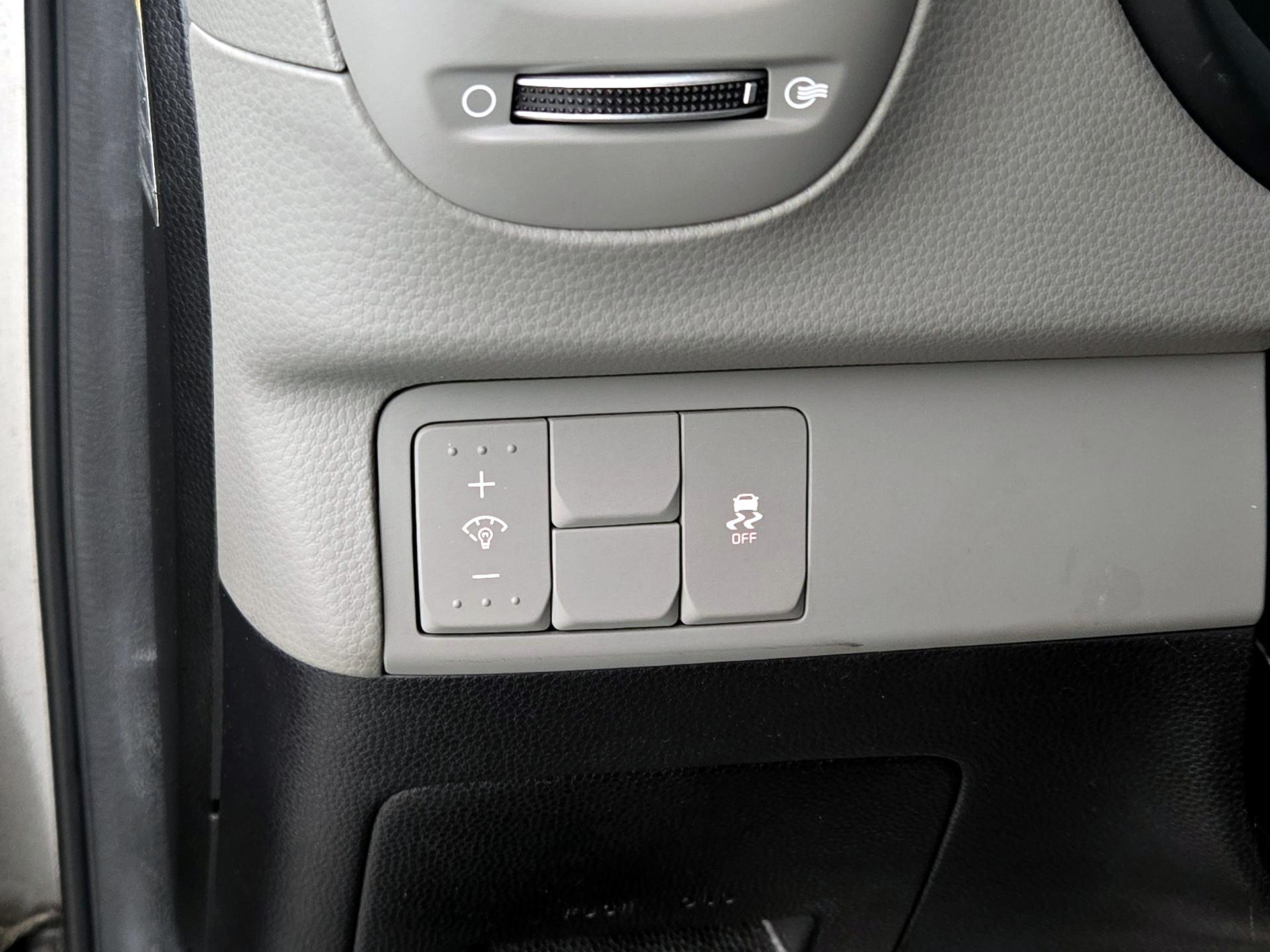 Thumbnail: 2019 Kia Soul - 13