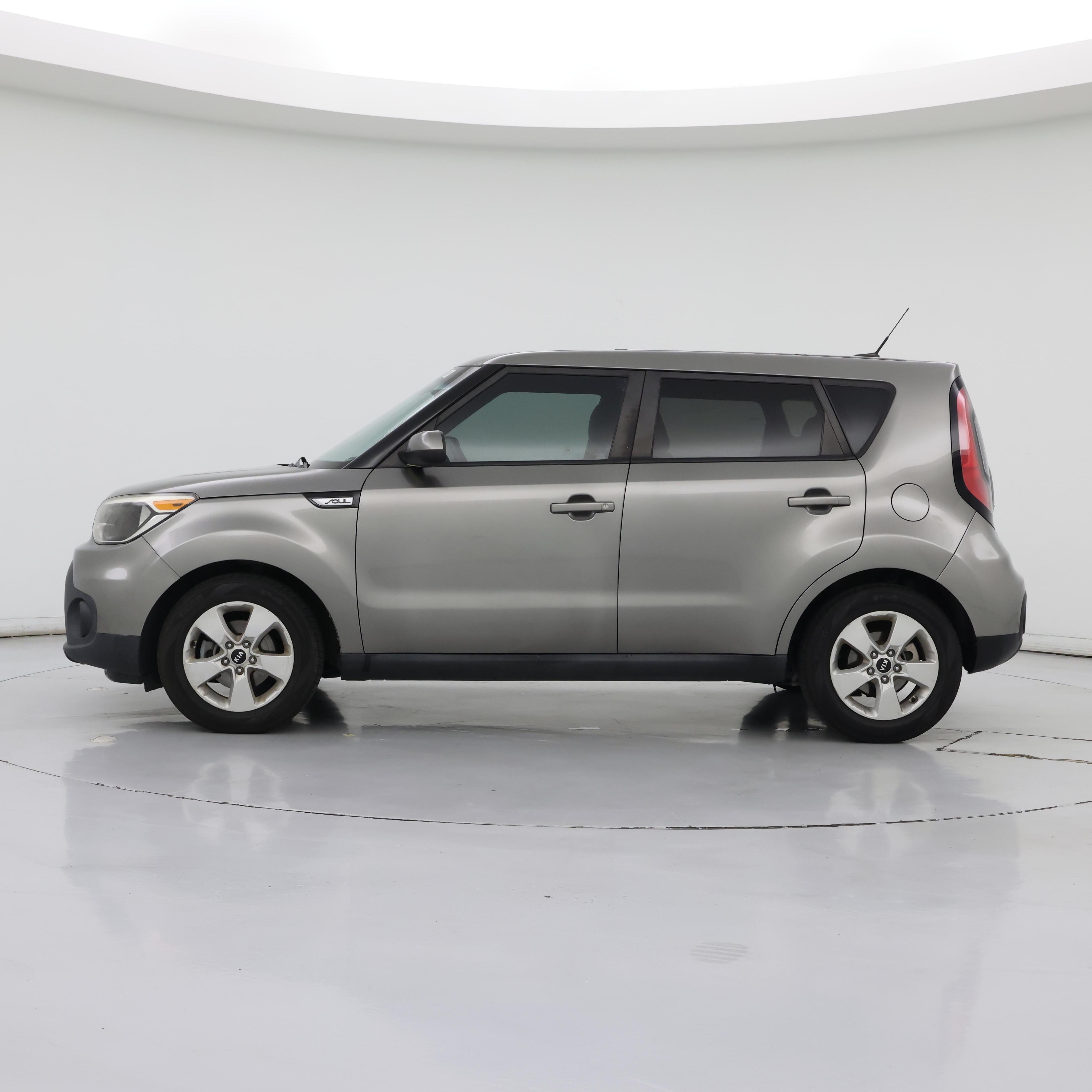 Thumbnail: 2019 Kia Soul - 3