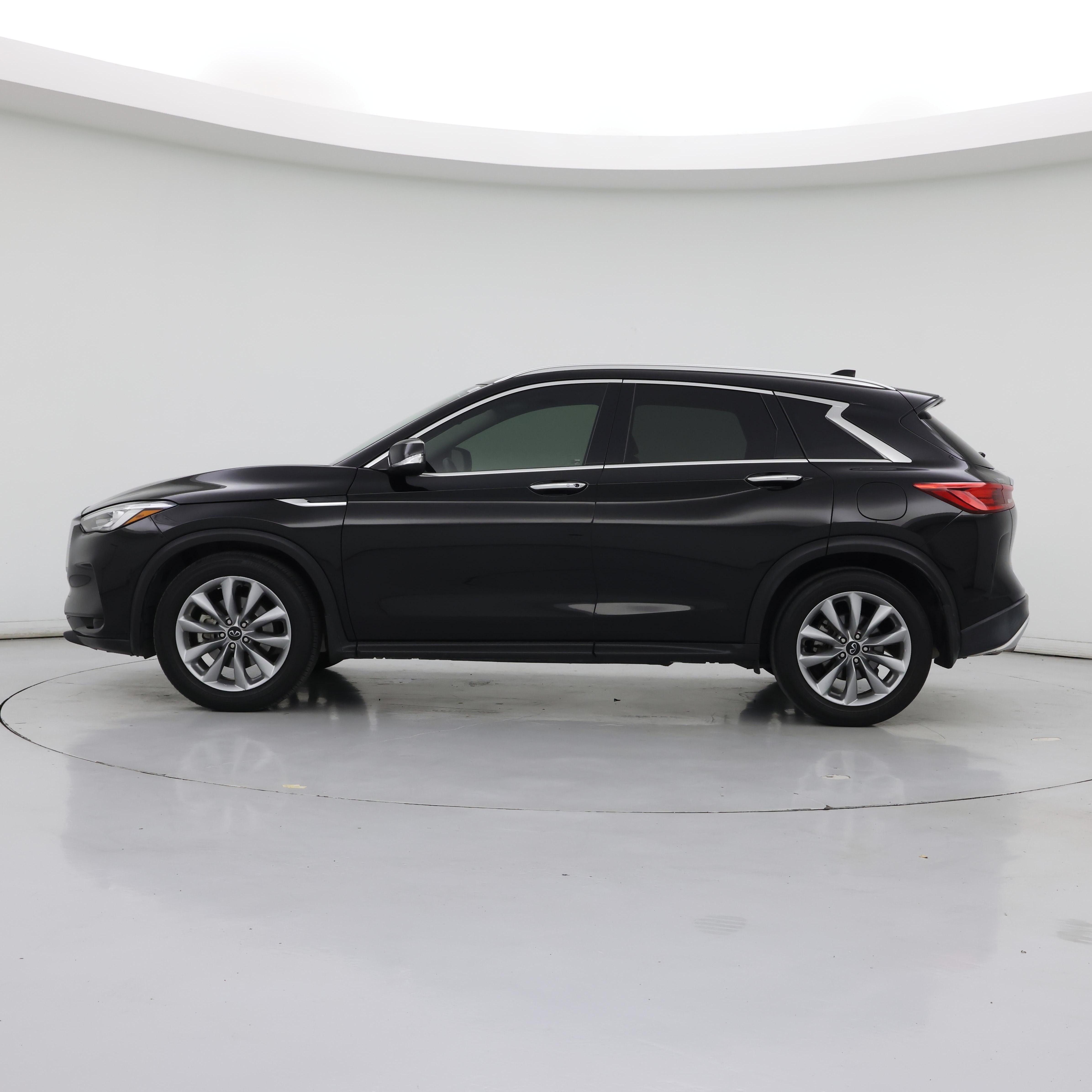 Thumbnail: 2021 INFINITI QX50 - 3