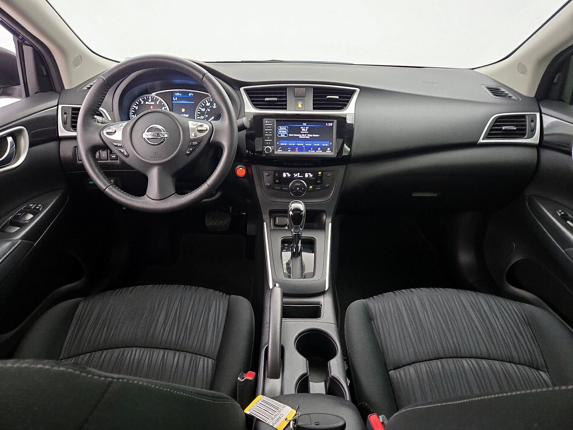 Thumbnail: 2019 Nissan Sentra - 9