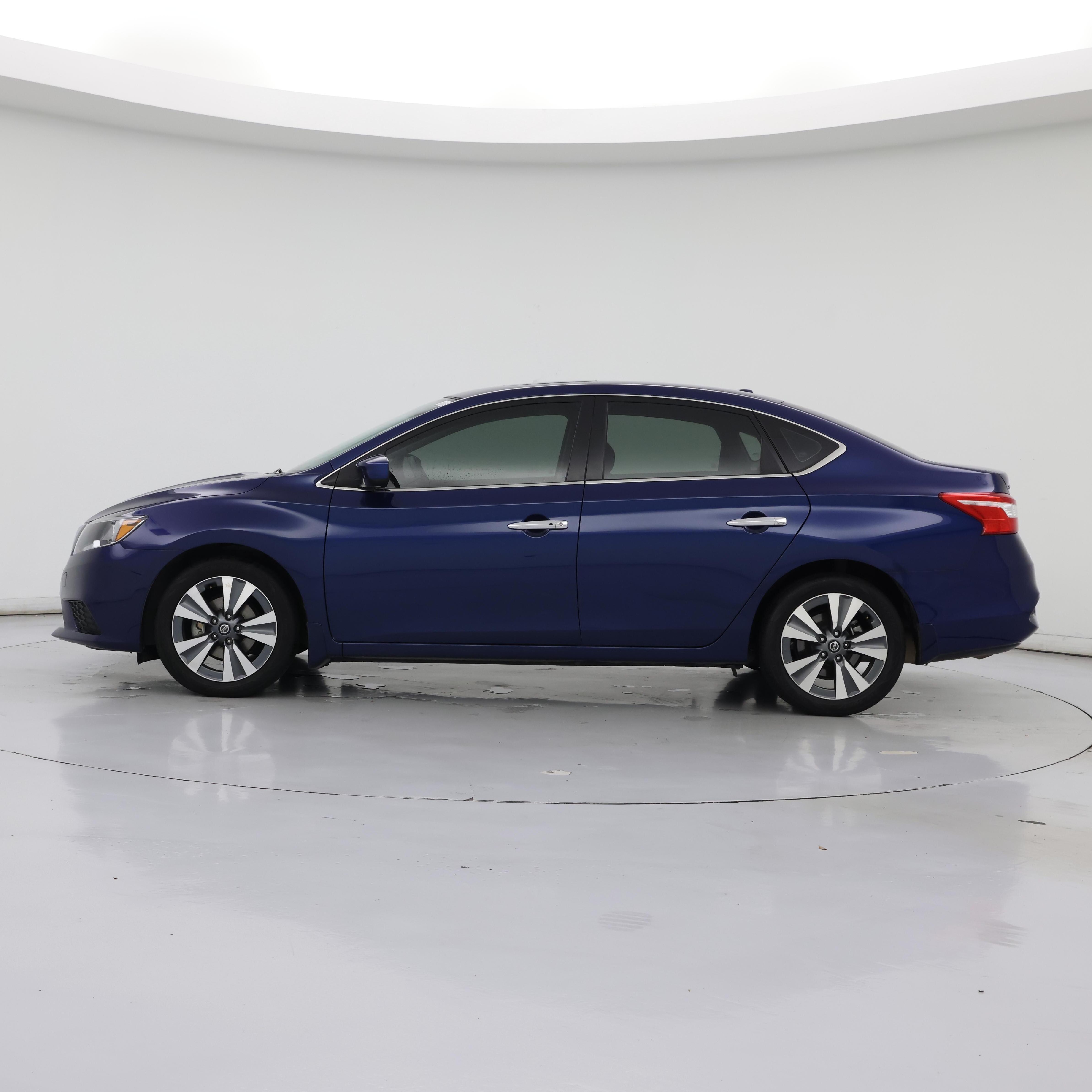 Thumbnail: 2019 Nissan Sentra - 3