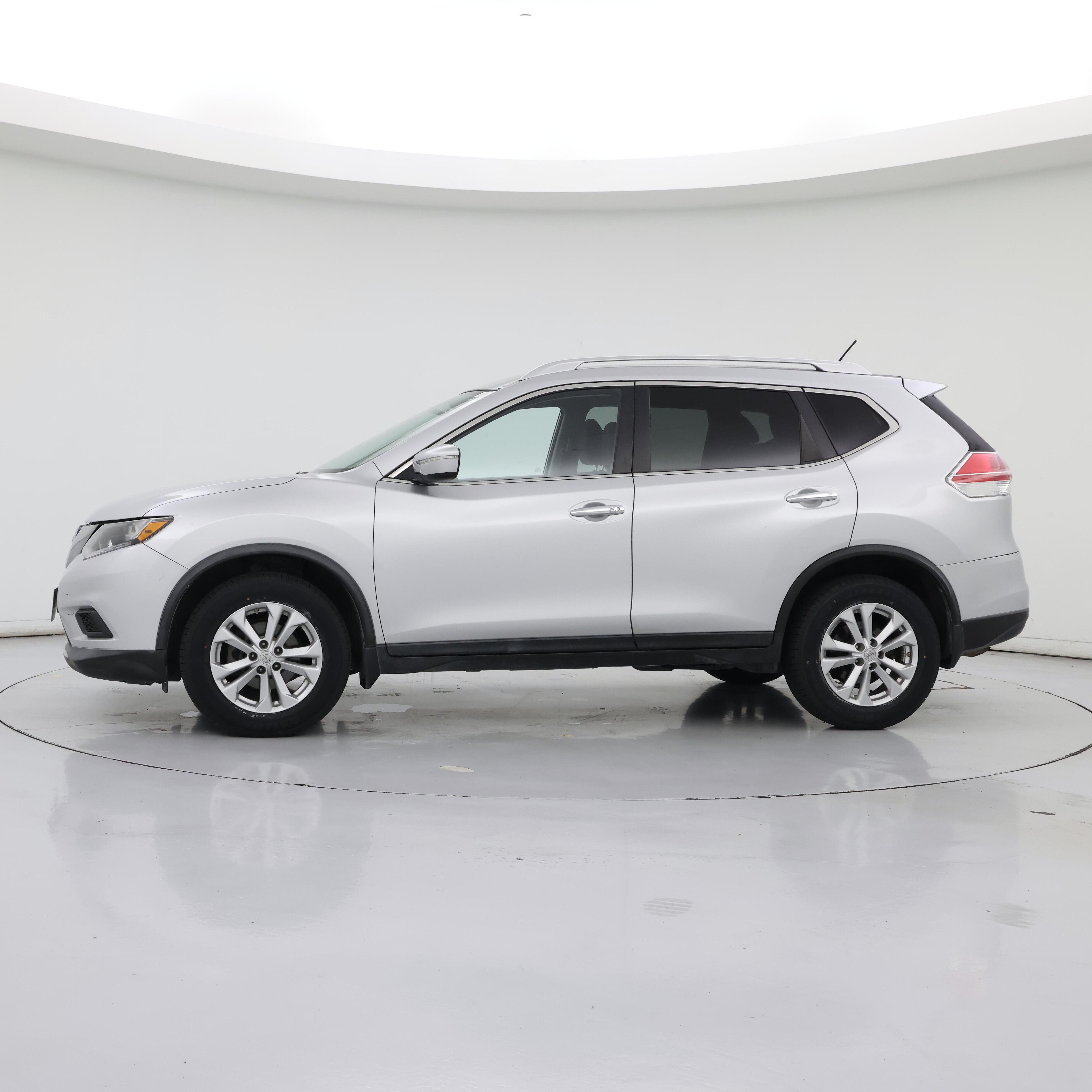 Thumbnail: 2015 Nissan Rogue - 3