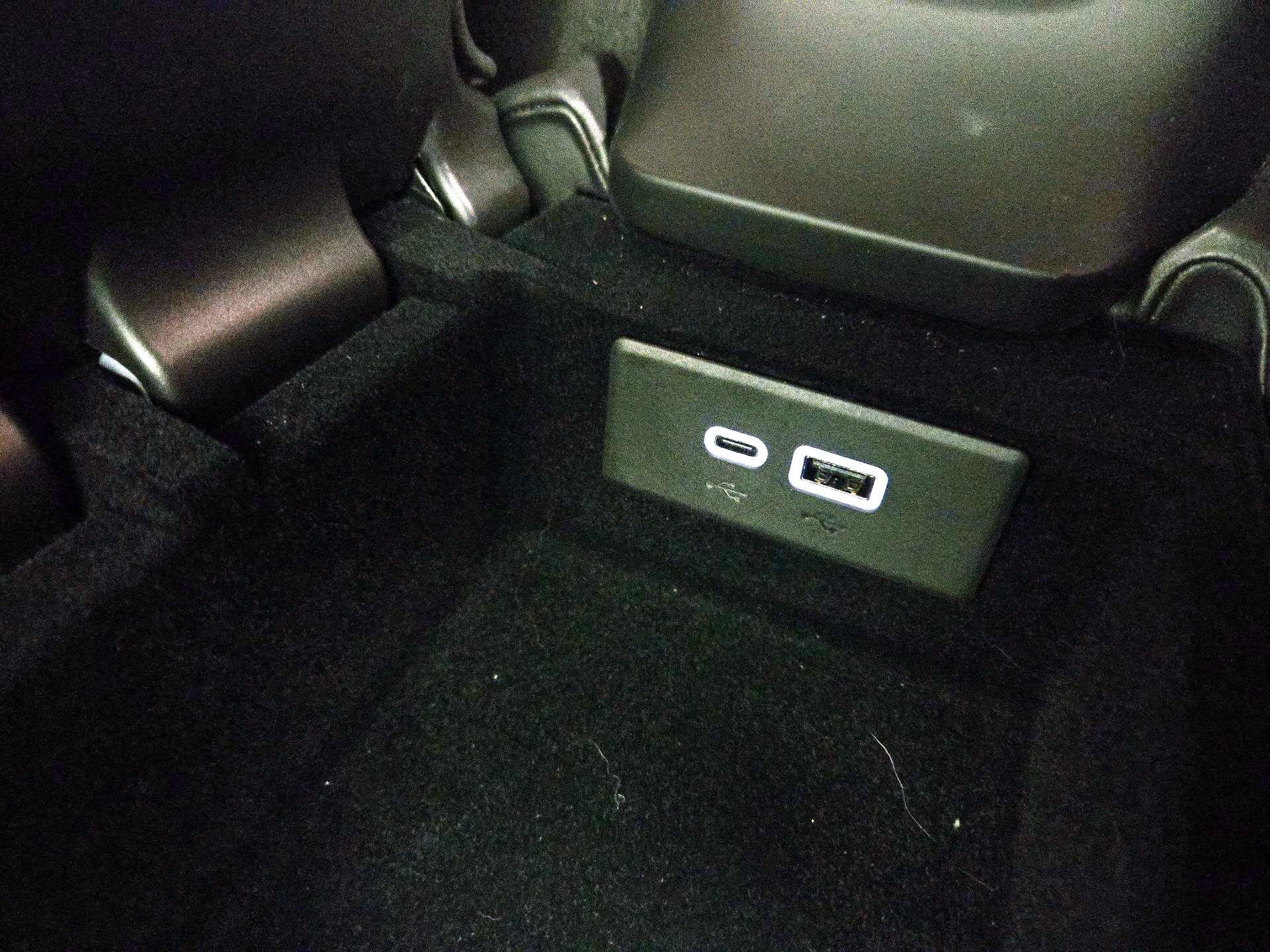 Thumbnail: 2025 Chevrolet Corvette - 19