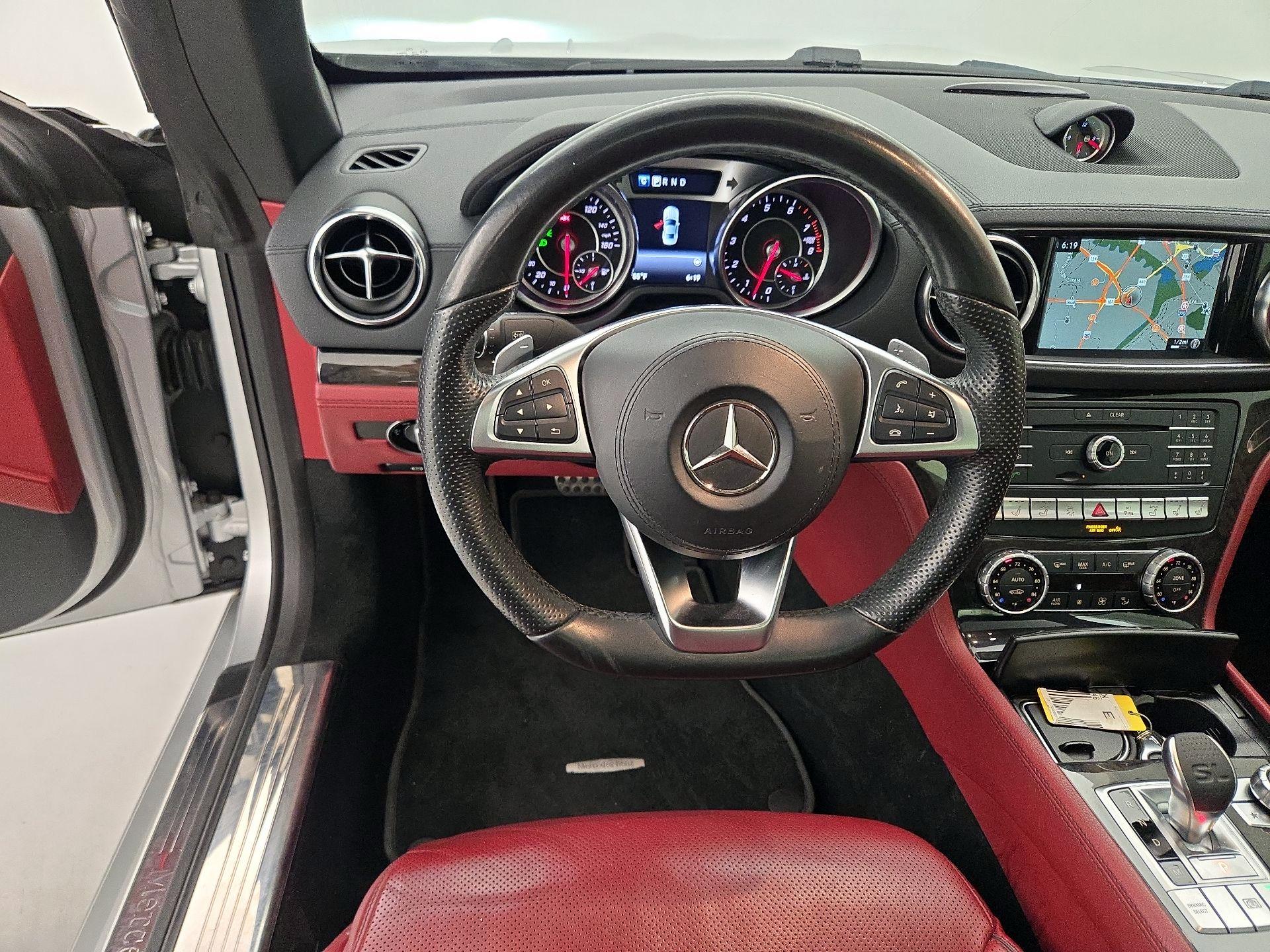 Thumbnail: 2017 Mercedes-Benz SL-Class - 10