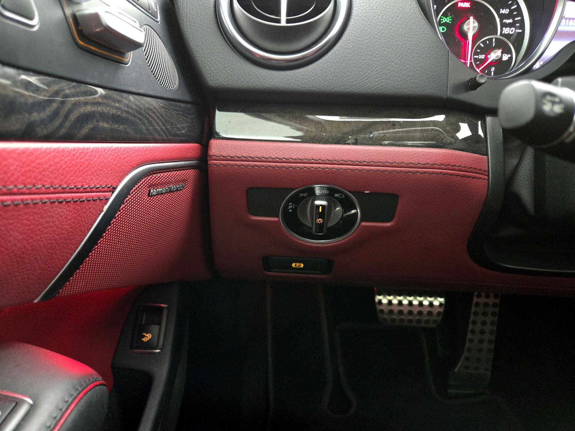 Thumbnail: 2017 Mercedes-Benz SL-Class - 13